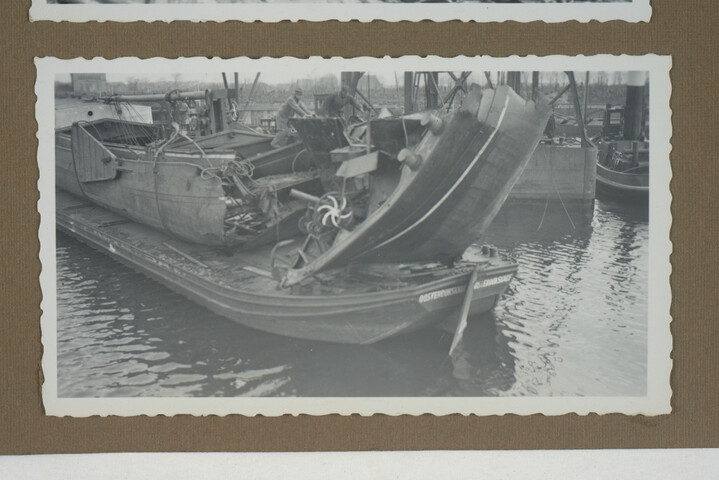 2001.1755; Omslag met vele foto's en knipsels van meest bergingsactiviteiten door Reederij v/h Gebroeders Goedkoop te Amsterdam in de periode 1929 / 1949; omslag