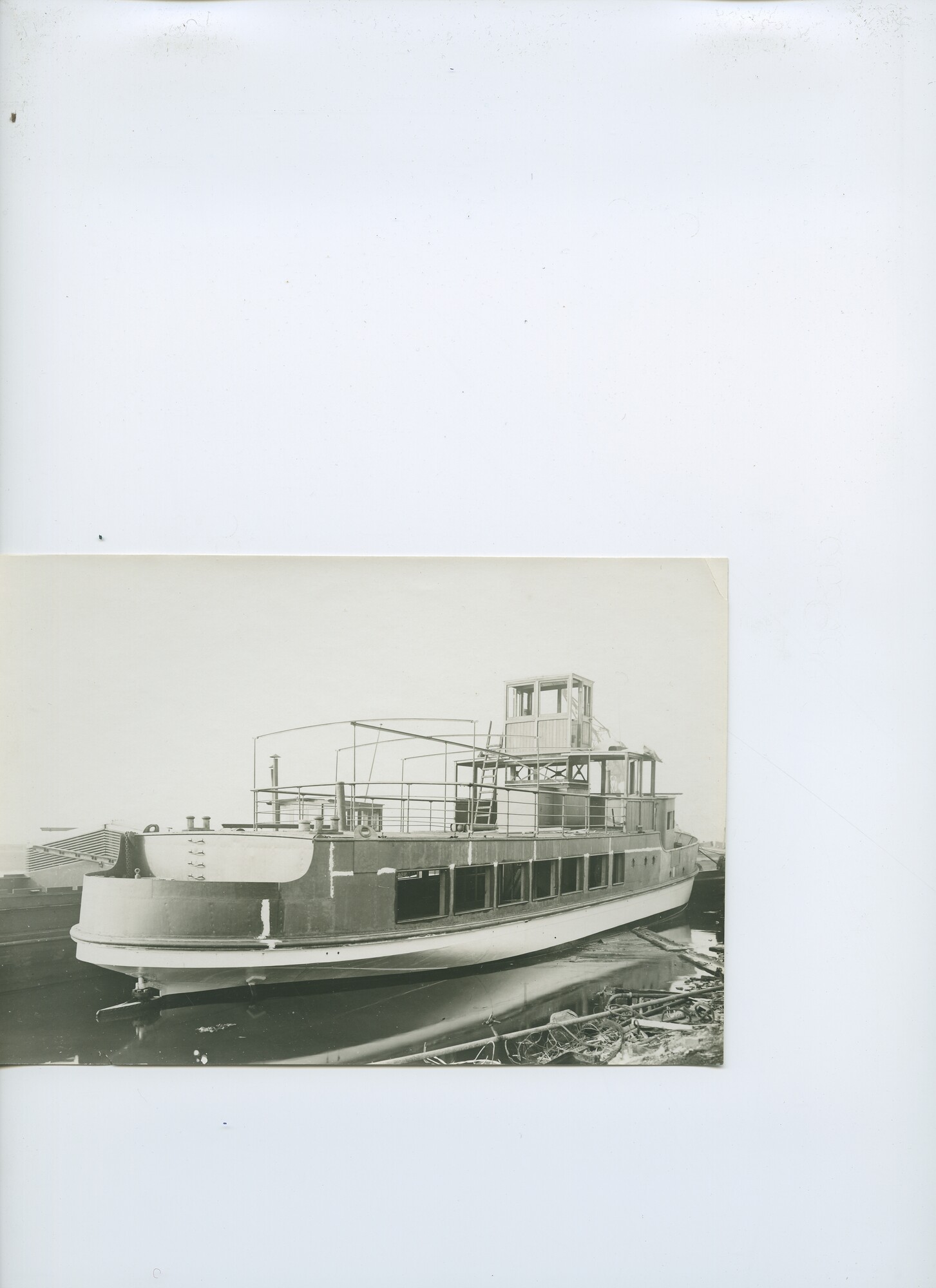 S.6386(114)0095; Foto van salonboot voor Antwerpen; foto