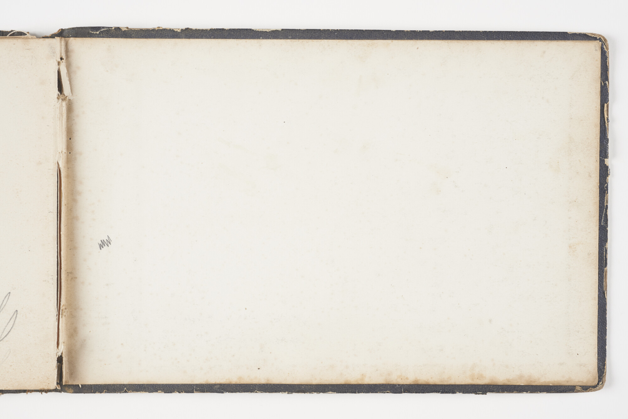 A.2019(01); Schetsboek met studies van binnenvaartschepen en zeeschepen; schetsboek
