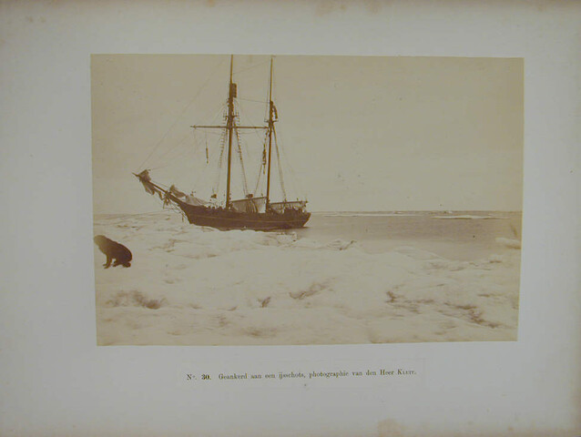 S.4764; Album met foto's van de Zesde Noordpoolexpeditie van de Willem Barents; fotoalbum