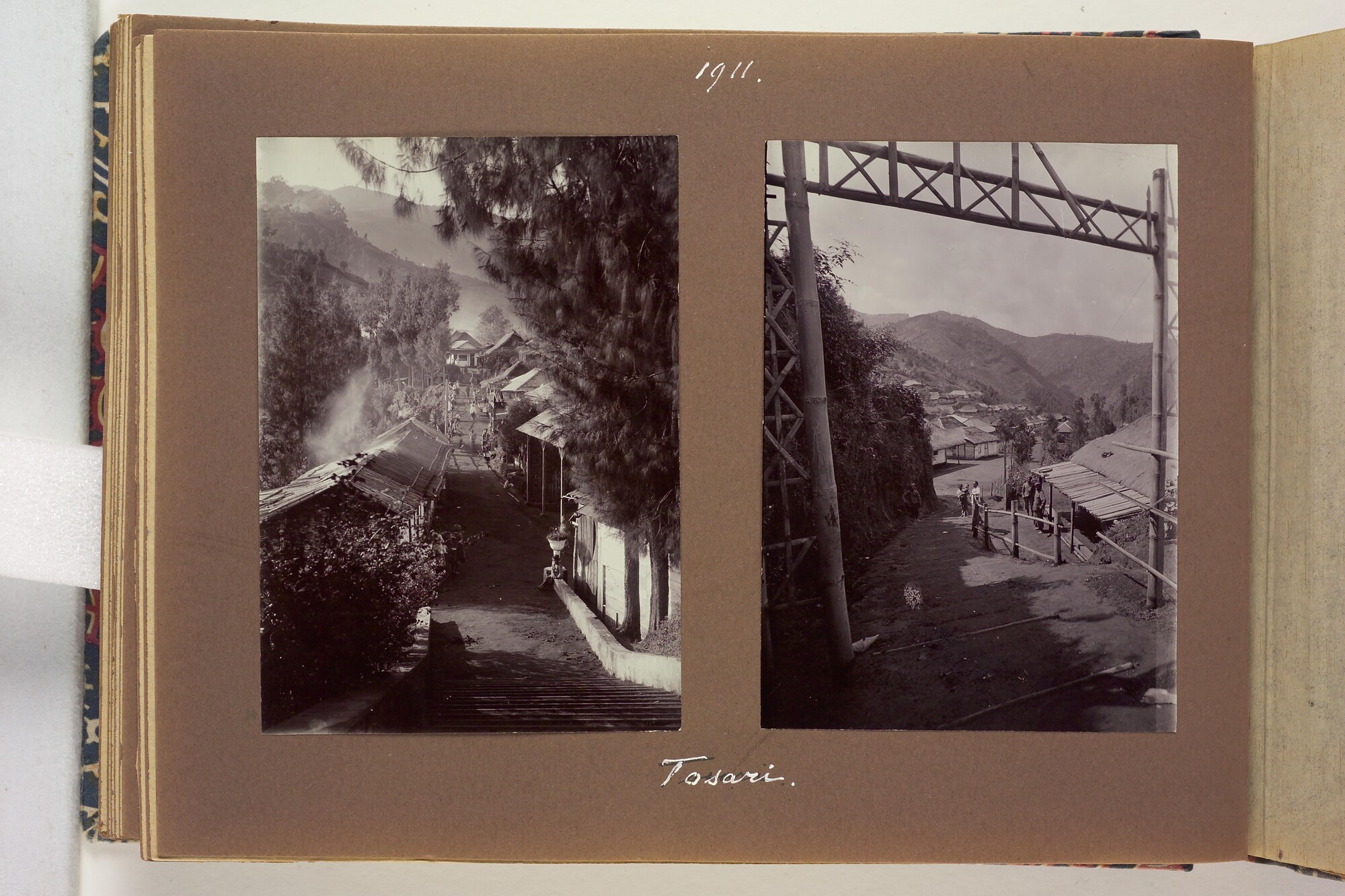 S.5679(01); Album van C.R. van Blijenburgh met foto's gemaakt tijdens reizen tussen 1901; fotoalbum