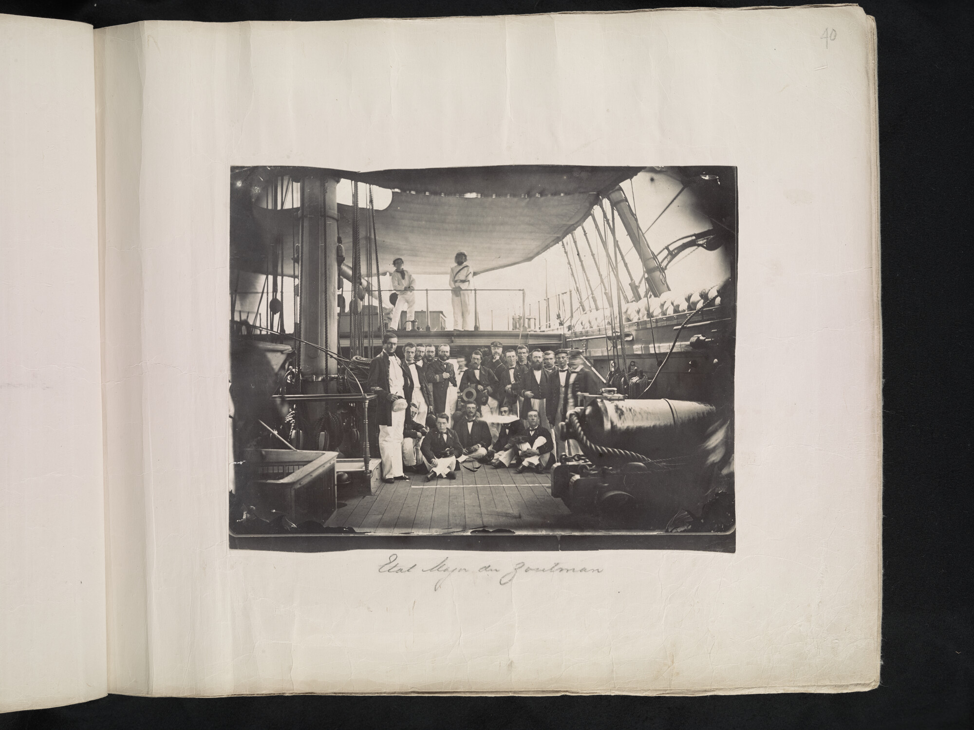 S.3628(02); Album nr. 1 uit een serie van drie van de Nederlandse consul in Japan Dirk de Graeff van Polsbroek; fotoalbum