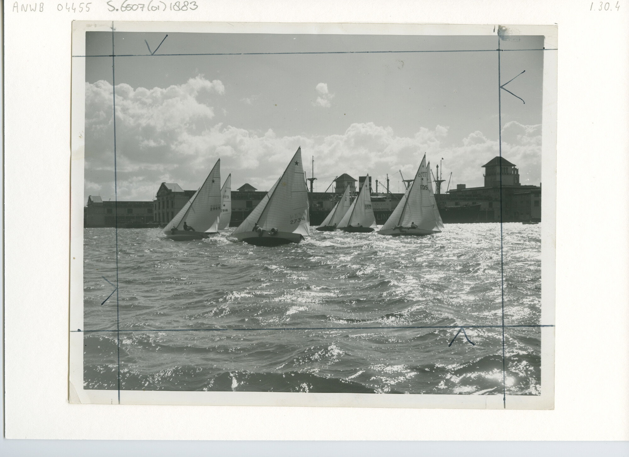 S.6507(01)1883; In de haven van Havana op Cuba.; foto