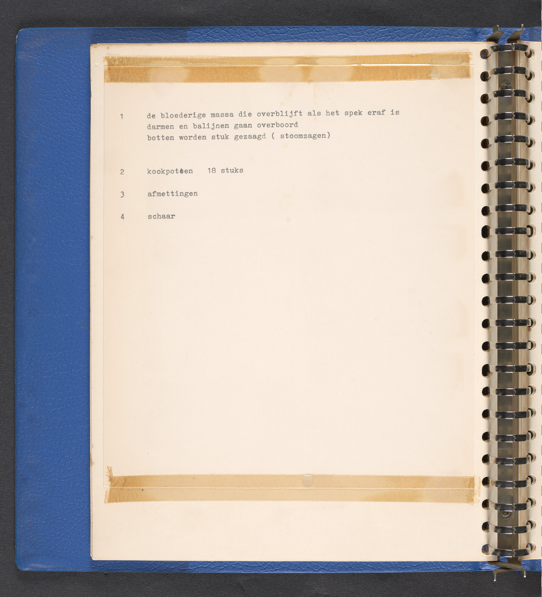2022.1516; Multomap met foto's gemaakt tijdens reizen van walvisfabrieksschip Willem Barendsz (I), seizoenen 1947-'48 t/m 1950-'51; fotoalbum