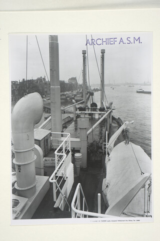 S.5219(12)0266; Foto's van proeftocht van het Noord-Ierse (Laker) vrachtschip ms. 'Fair Head' van de Ulster Steamship Compagny [...]; fotoreportage