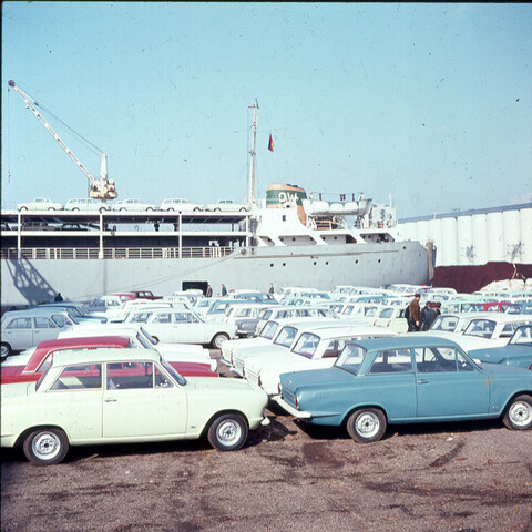 S.9100(0628); Het VCK Houtveem te Amsterdam; diapositief