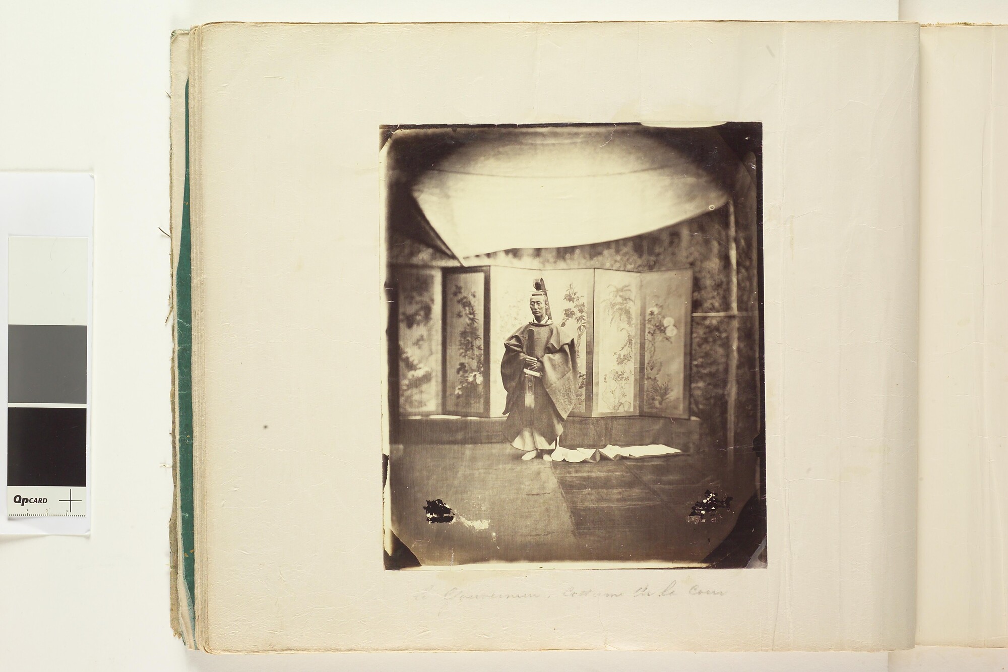 S.3628(02); Album nr. 1 uit een serie van drie van de Nederlandse consul in Japan Dirk de Graeff van Polsbroek; fotoalbum