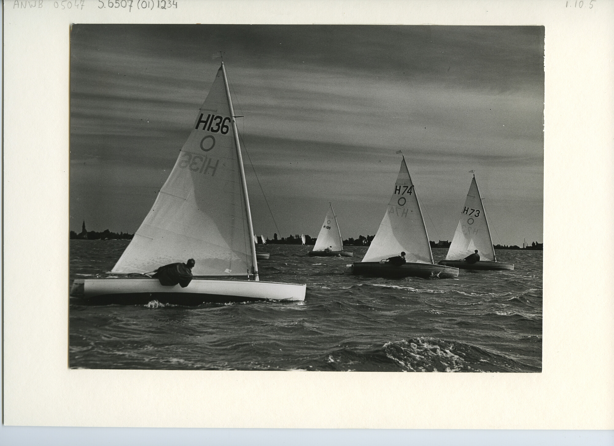 S.6507(01)1234; Foto Olympia-Jollen; foto