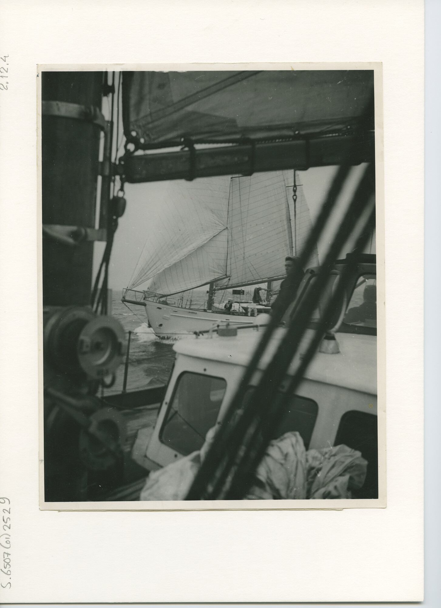 S.6507(01)2529; Gezicht op de Noordzee vanaf het jacht Cornelia Elizabeth op het jacht Santa Maria; foto