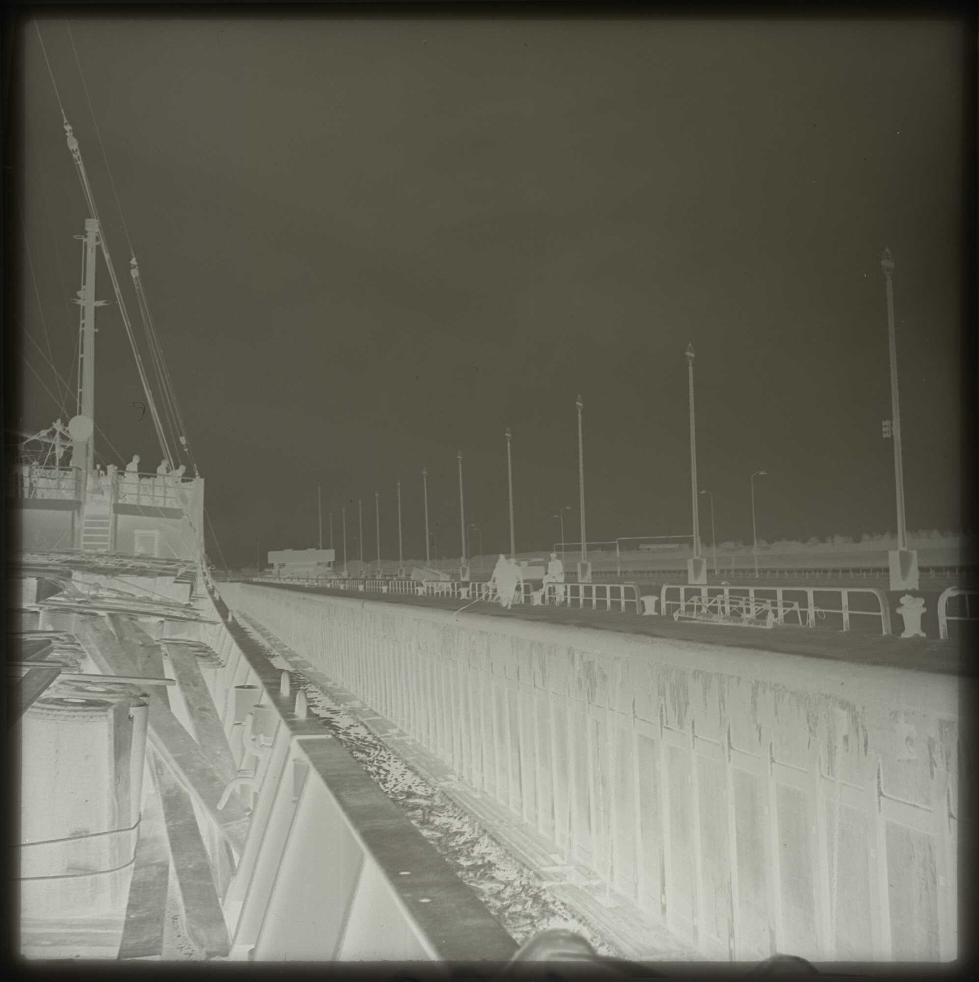 A.5263(02); Negatieven van een reis met het vrachtschip 'Woltersum' van de Stoomvaart; negatief