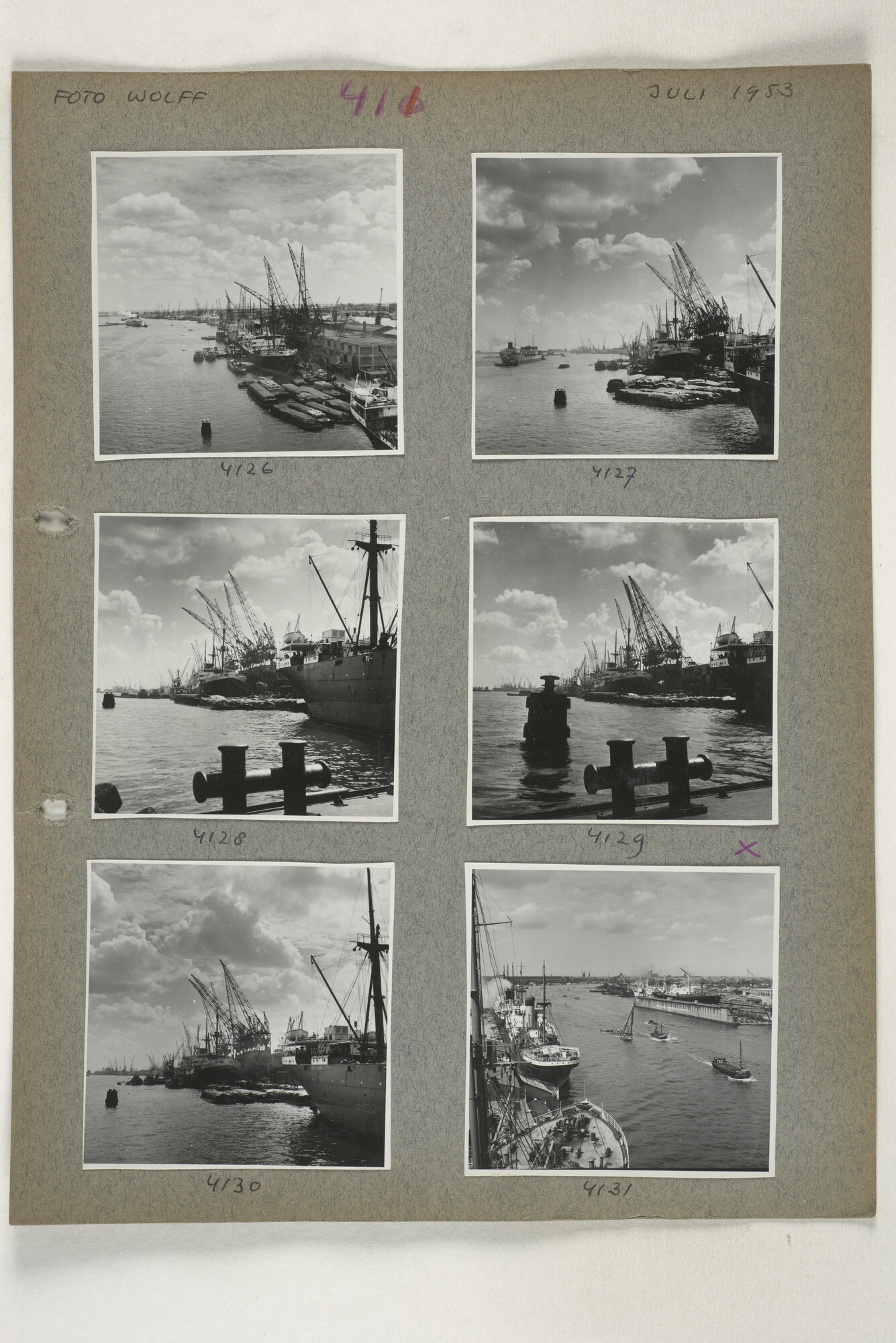 1998.2182; Omslag (voorheen ordner) met een grote hoeveelheid proef foto's van de haven en de stad van Amsterdam; omslag