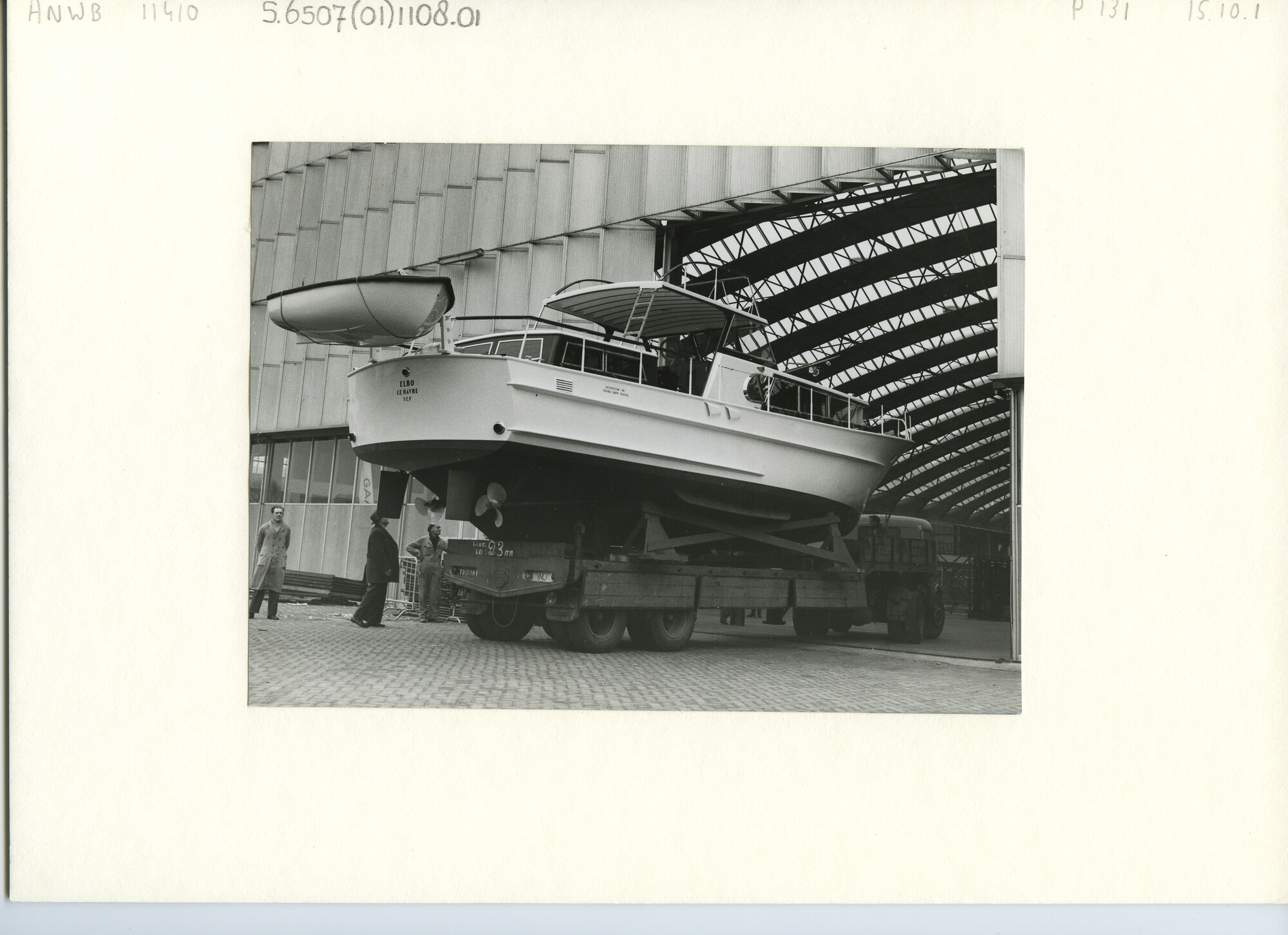 S.6507(01)1108.01; Foto van de HISWA 1962: de opbouw van de tentoonstelling; foto