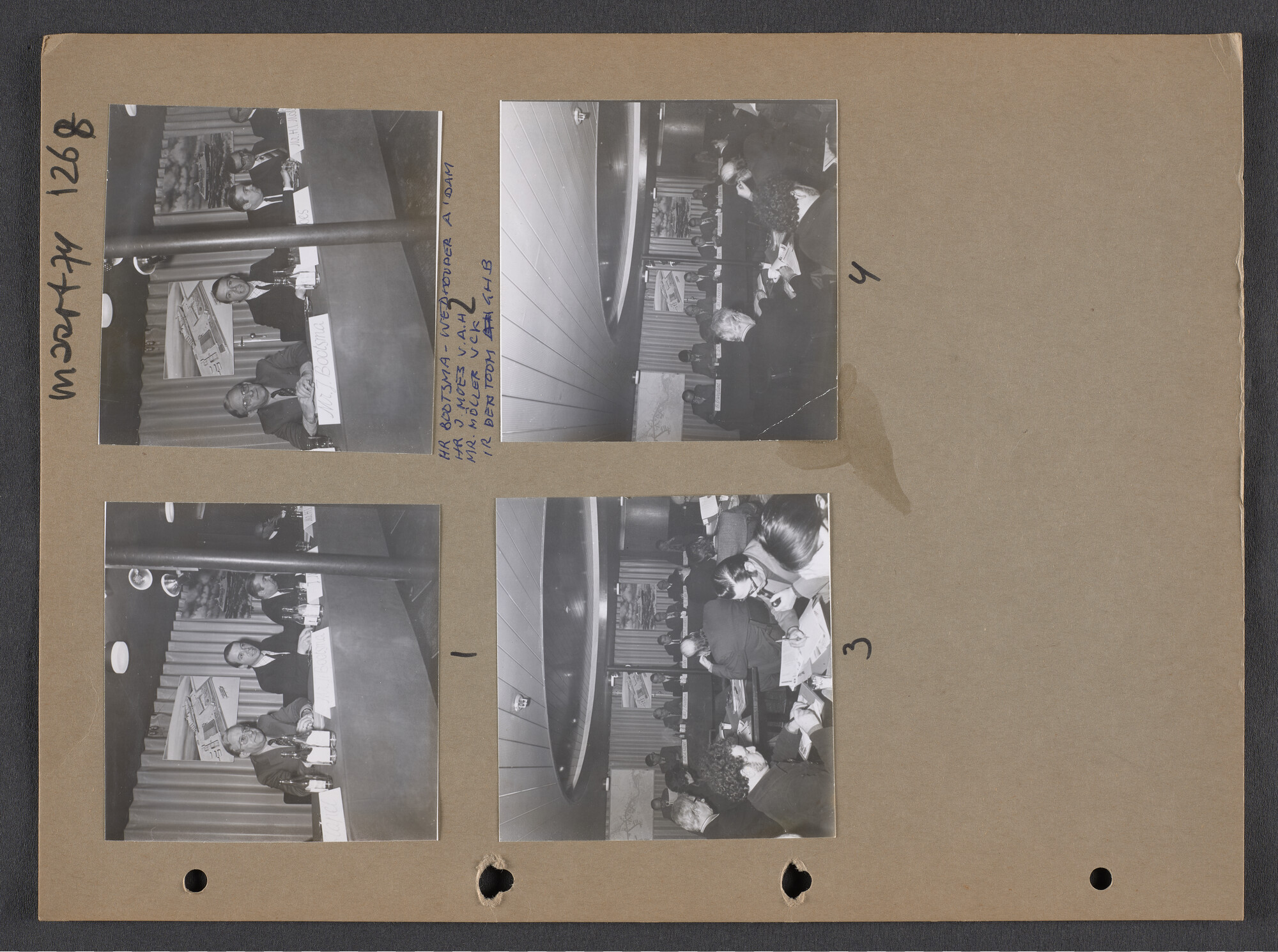 S.9102(32); Multomap met foto's door Ben Burgers, samengesteld door de Vereniging De Amsterdamsche Haven; foto