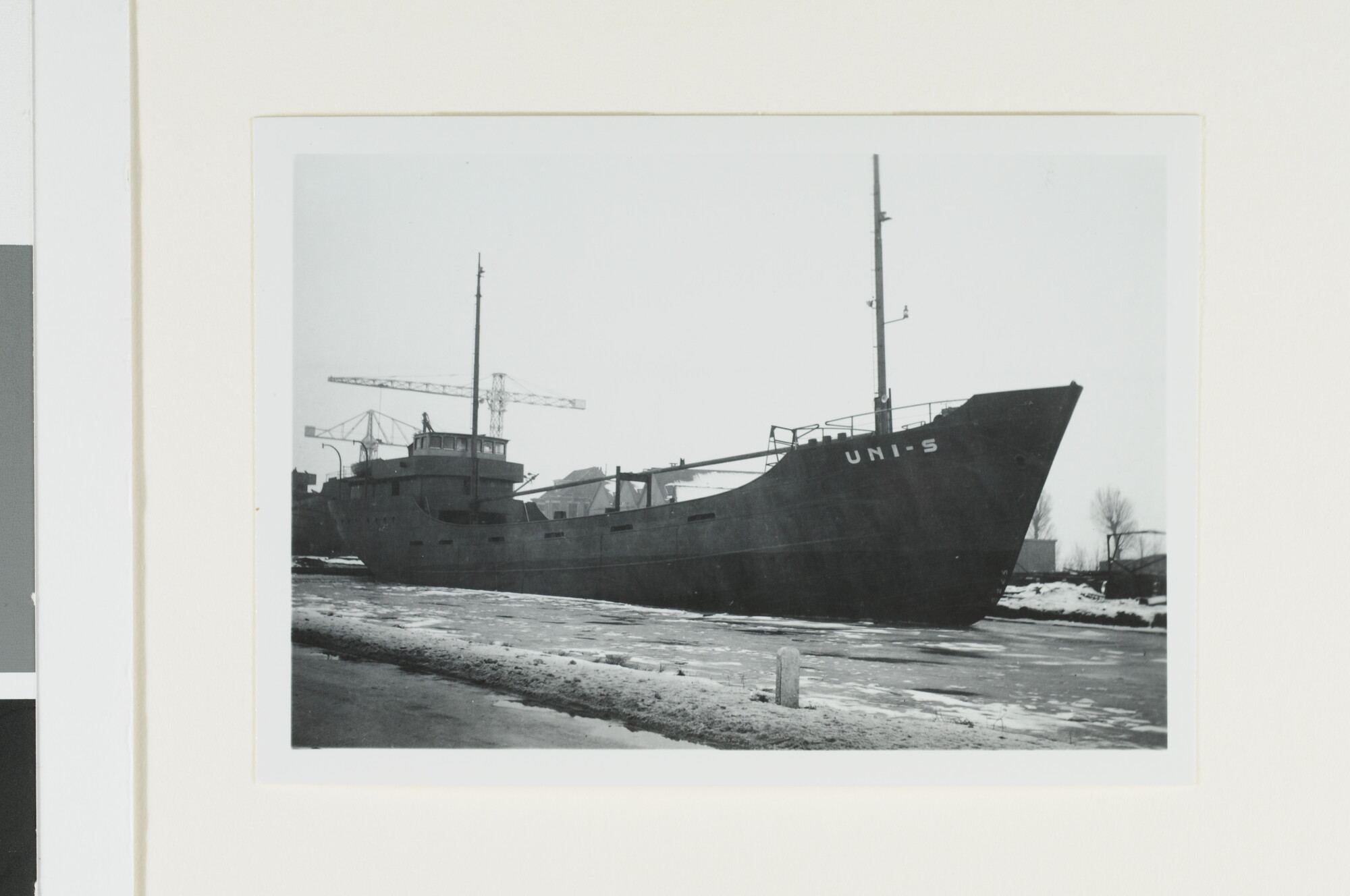 S.4380(04)631a; Negatief van de coaster ms. 'Unie S.' van de NV; negatief
