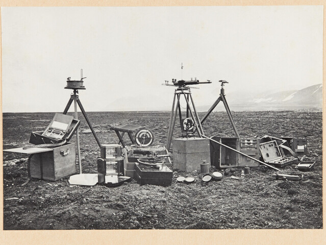 A.0123(03)38; Kooldruk van foto van de Eerste Noordpoolreis van de 'Willem Barents' naar Spitsbergen en Nova Zembla; fotoreportage