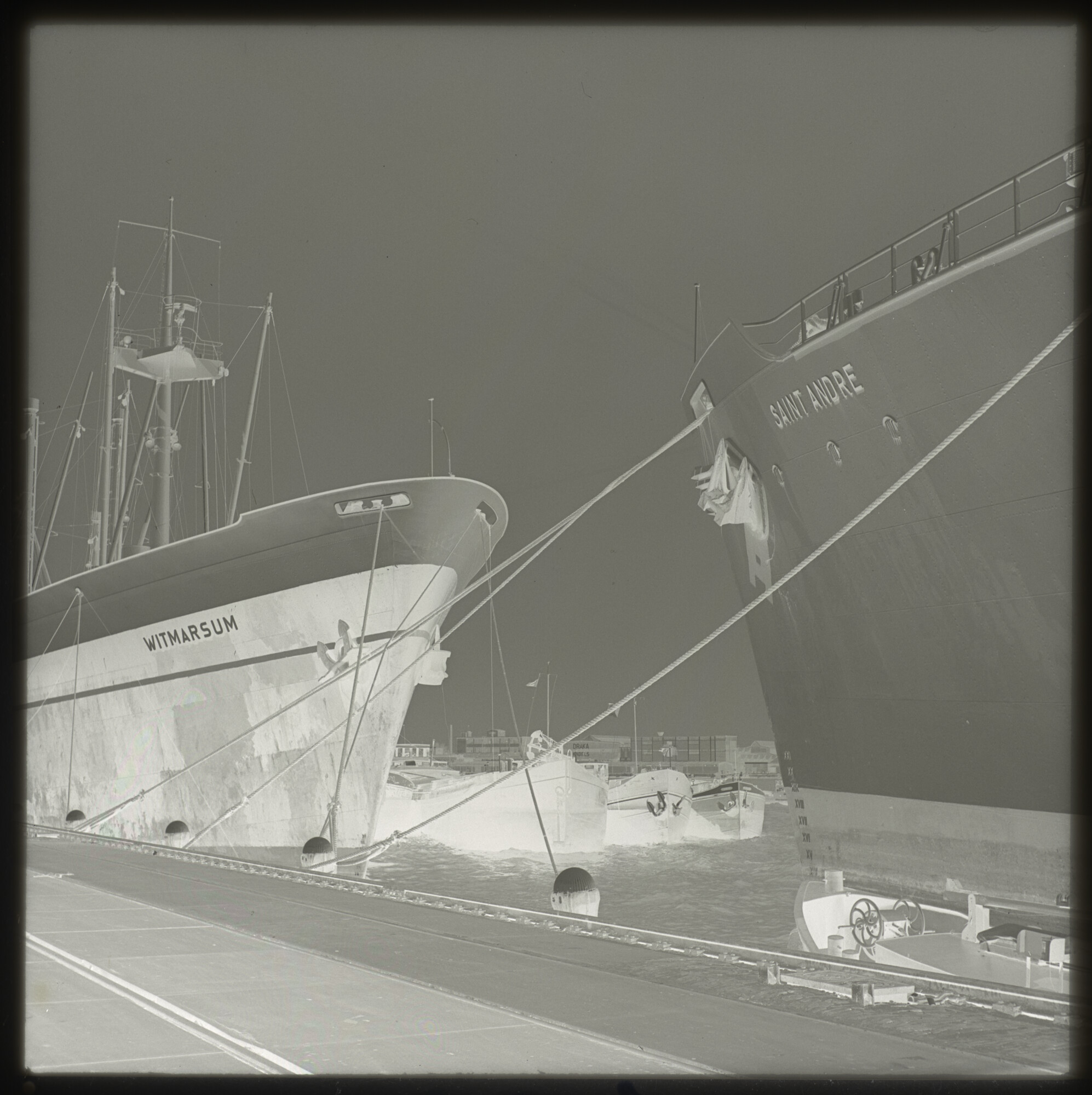 A.5263(02); Negatieven van een reis met het vrachtschip 'Woltersum' van de Stoomvaart; negatief