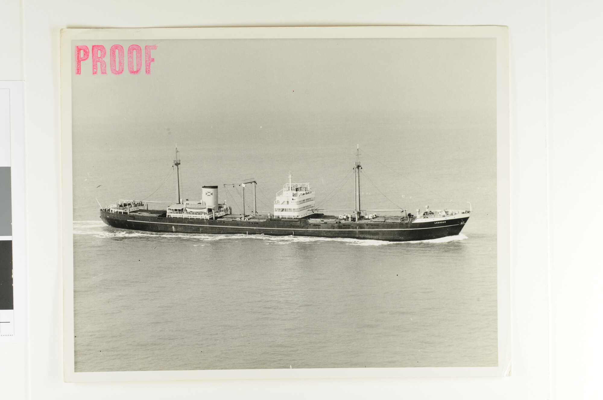 S.7032(036); Het vrachtschip ms. 'Leersum' van de NV; foto