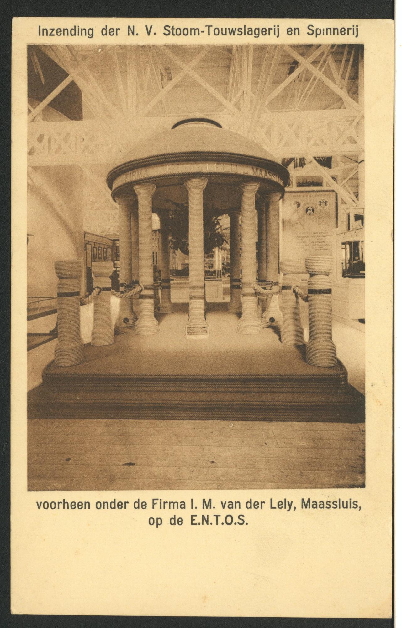 1999.0062; Gezicht op een paviljoen, inzending van de NV; prentbriefkaart