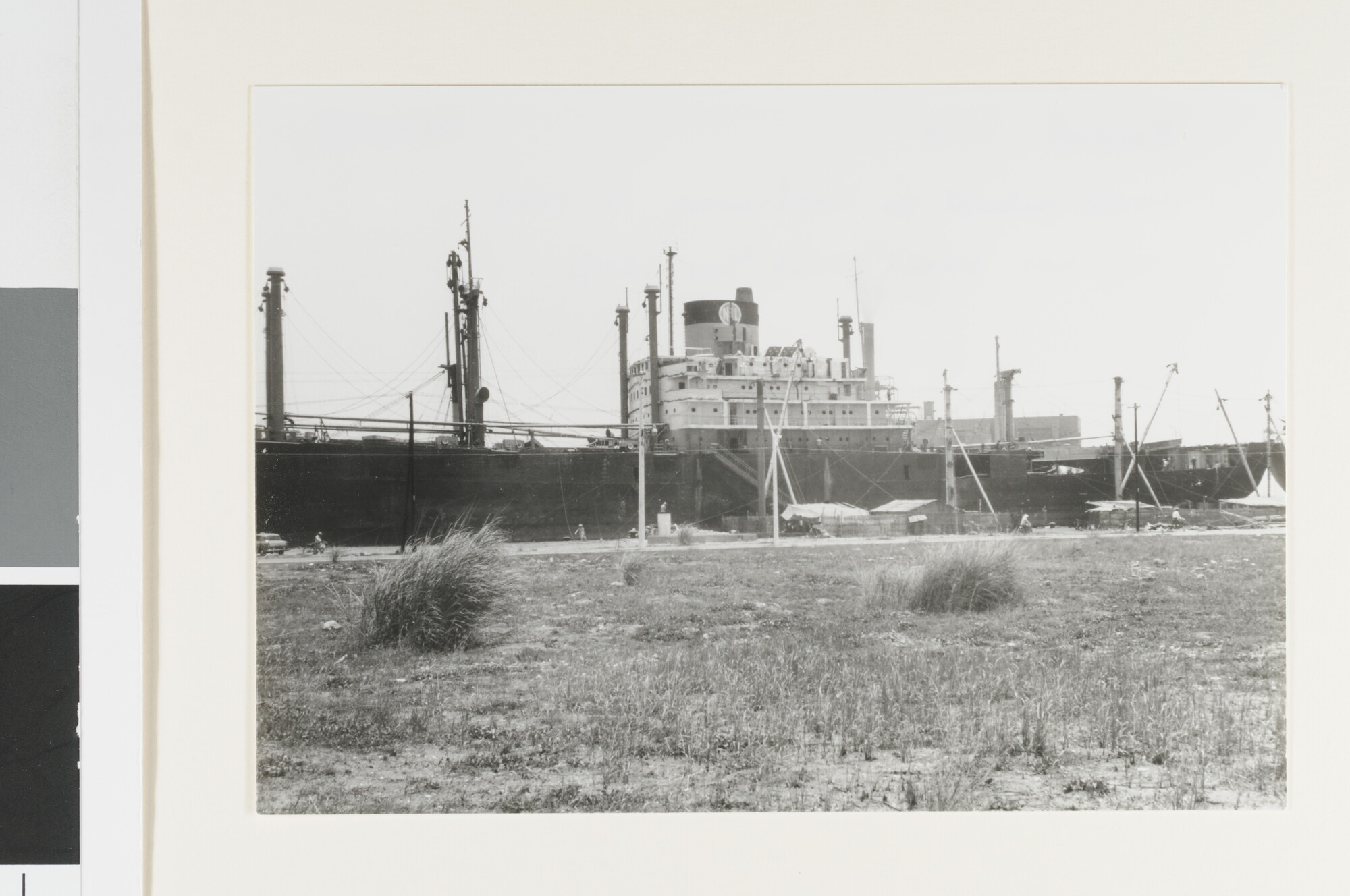 RB.0076(17); Foto's van de sloop van het vrachtschip ms. 'Roepat' te Kaohziung (Taiwan) in 1967; fotoreportage