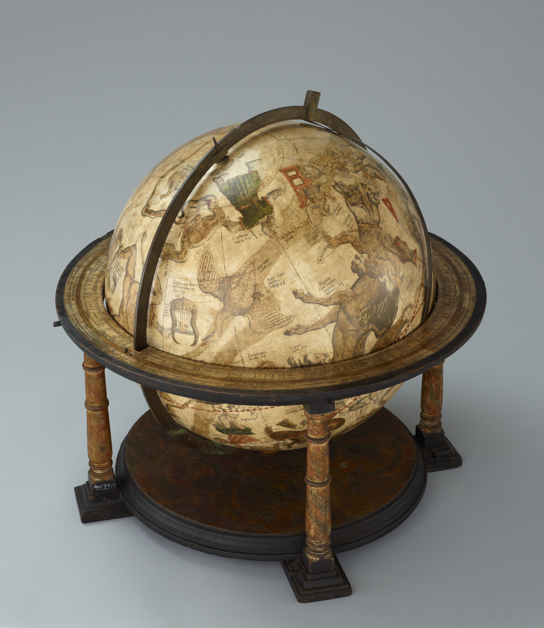 A.1175(01); Hemelglobe van 42 cm door Gerard Mercator, 1551; globe