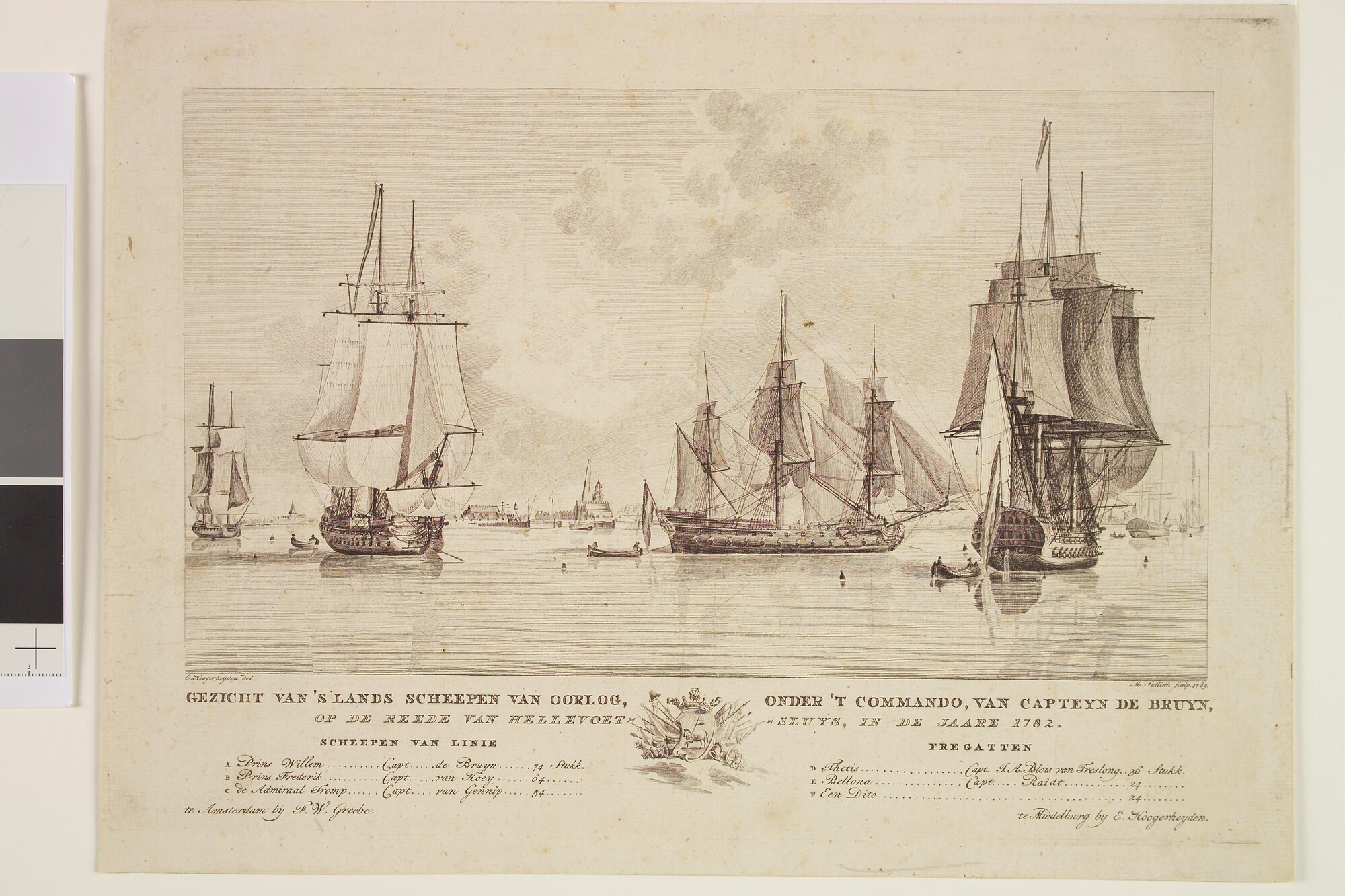 S.0009(01); Gezicht van 's Lands oorlogsschepen onder cop de rede van Hellevoetsluis, 1782; prent