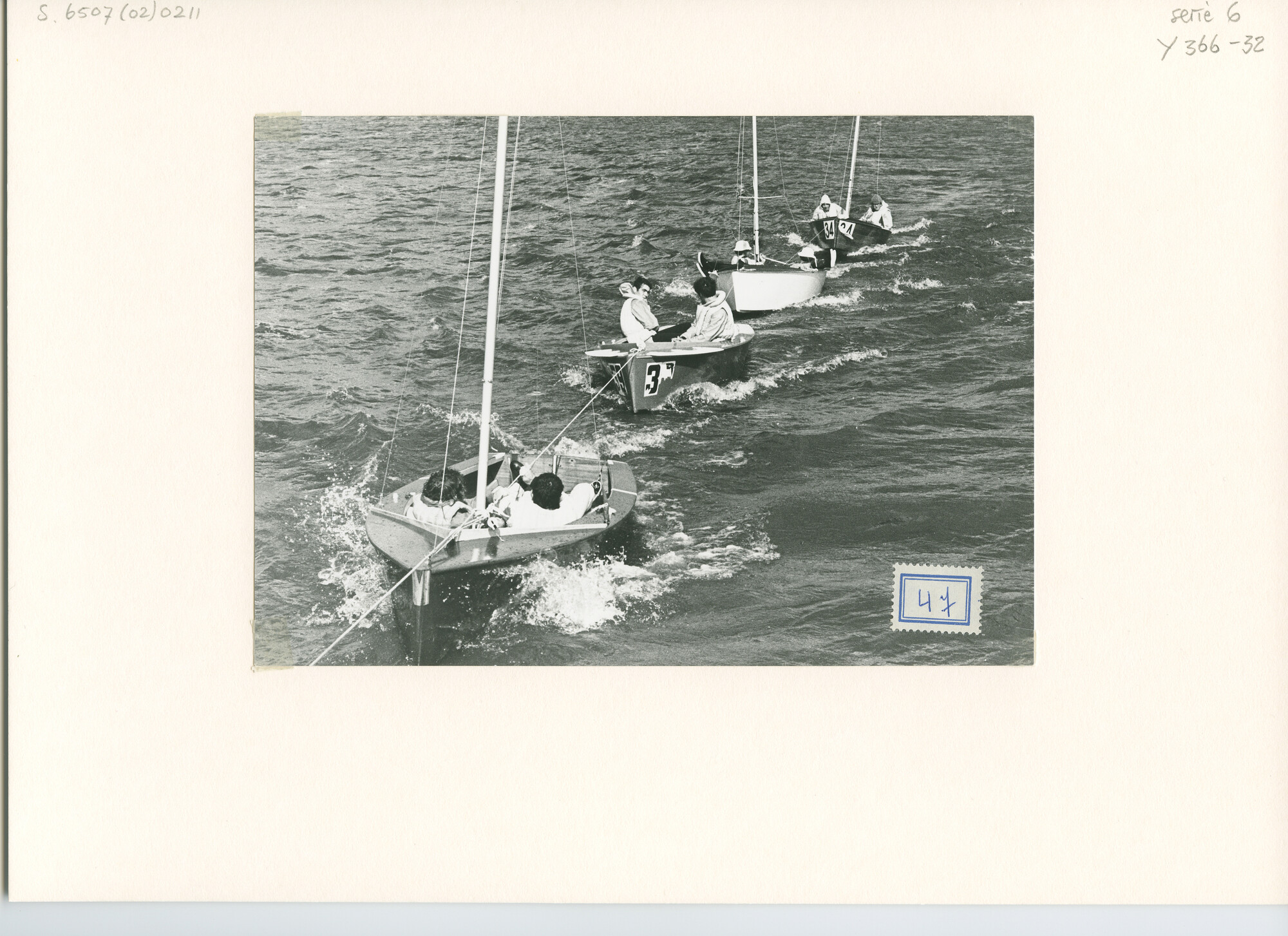 S.6507(02)0211.03; Zwart-wit foto van het Wereldkampioenschap Vaurien 1970 voor Medemblik; foto