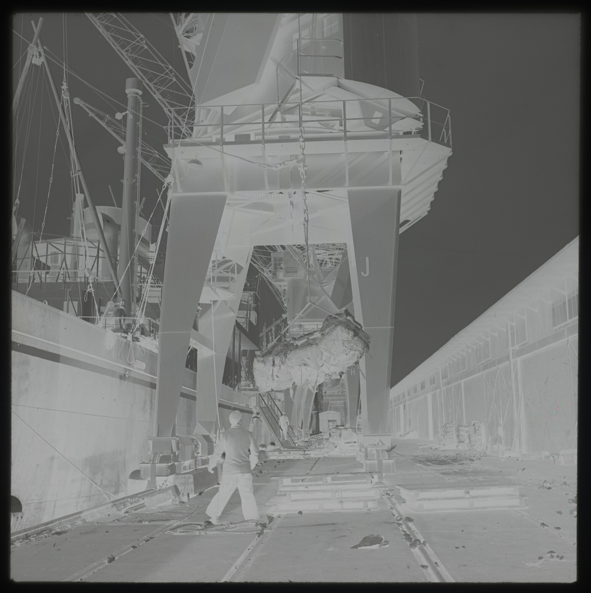 A.5263(02); Negatieven van een reis met het vrachtschip 'Woltersum' van de Stoomvaart; negatief