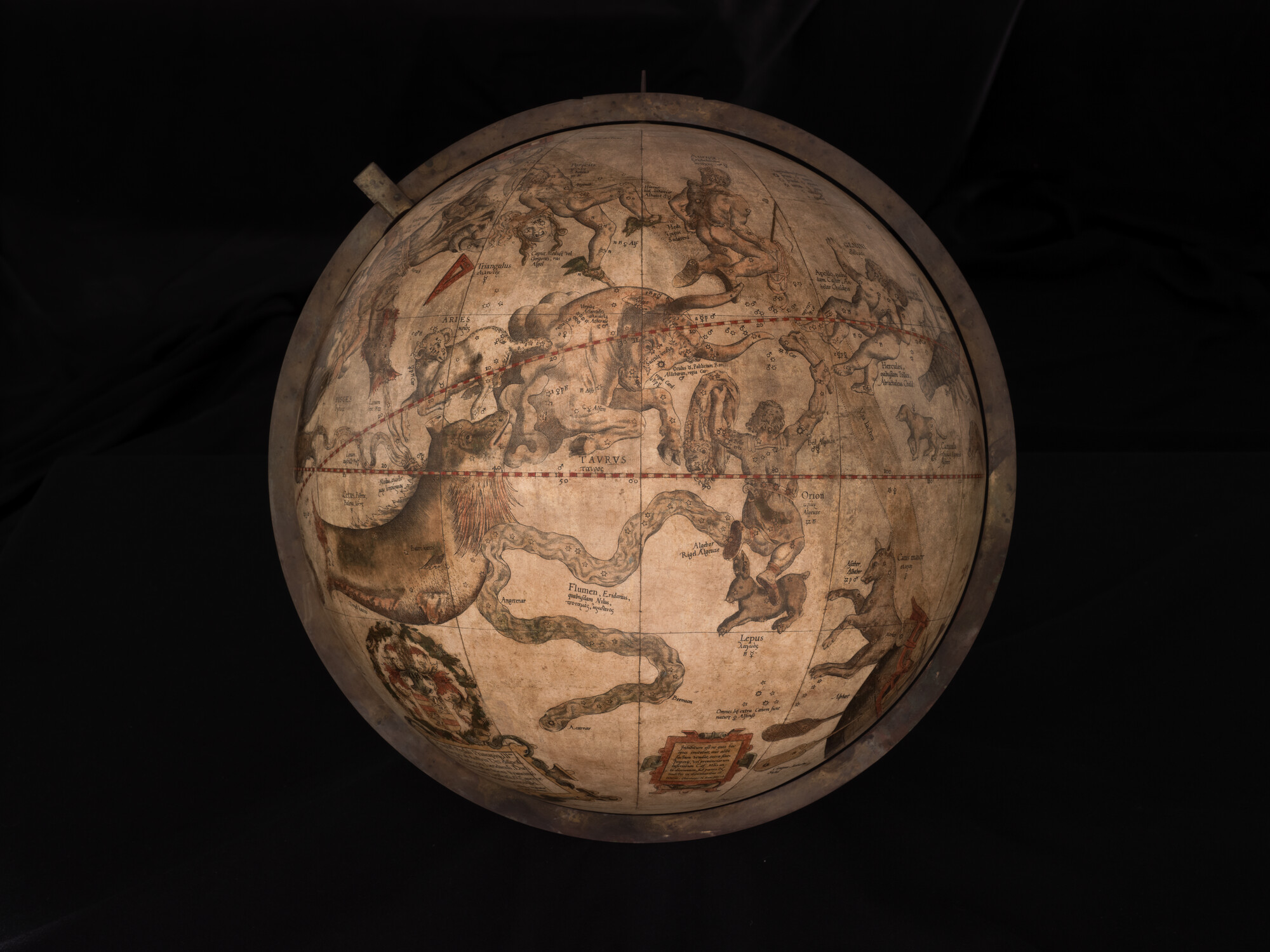 A.1175(01); Hemelglobe van 42 cm door Gerard Mercator, 1551; globe