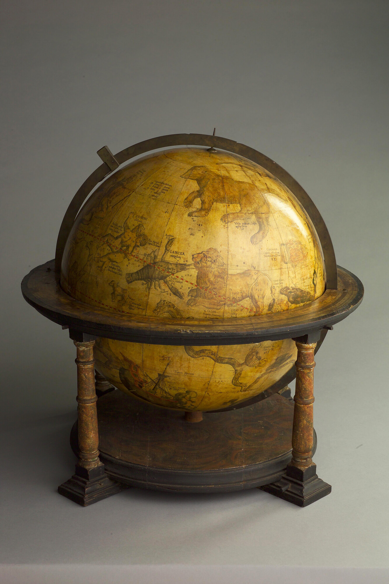 A.1175(01); Hemelglobe van 42 cm door Gerard Mercator, 1551; globe