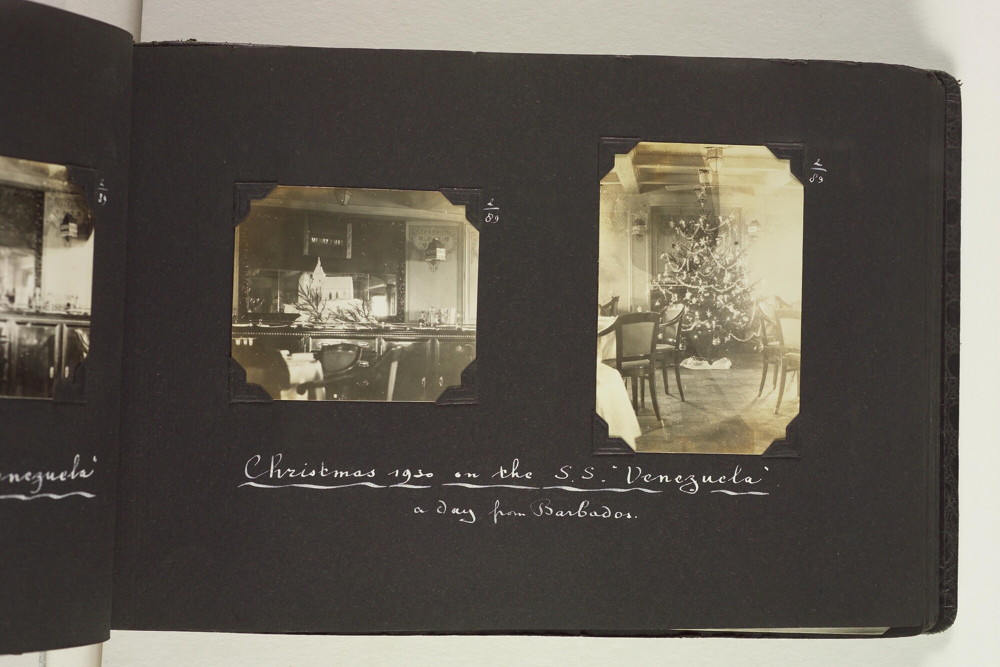 S.6156(06)l; Fotoalbum l) uit een serie van veertien uit de Collectie Job over zijn reizen met ss. 'Stuyvesant' en 'Venezuela' van de KNSM [...]; fotoalbum