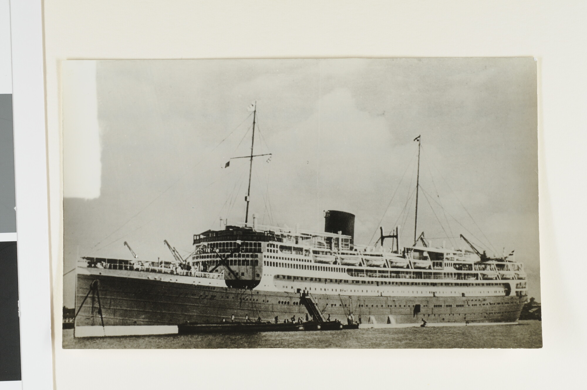 A.4509(187); Het passagiersschip ms. 'Baloeran' van de Rotterdamsche Lloyd; foto