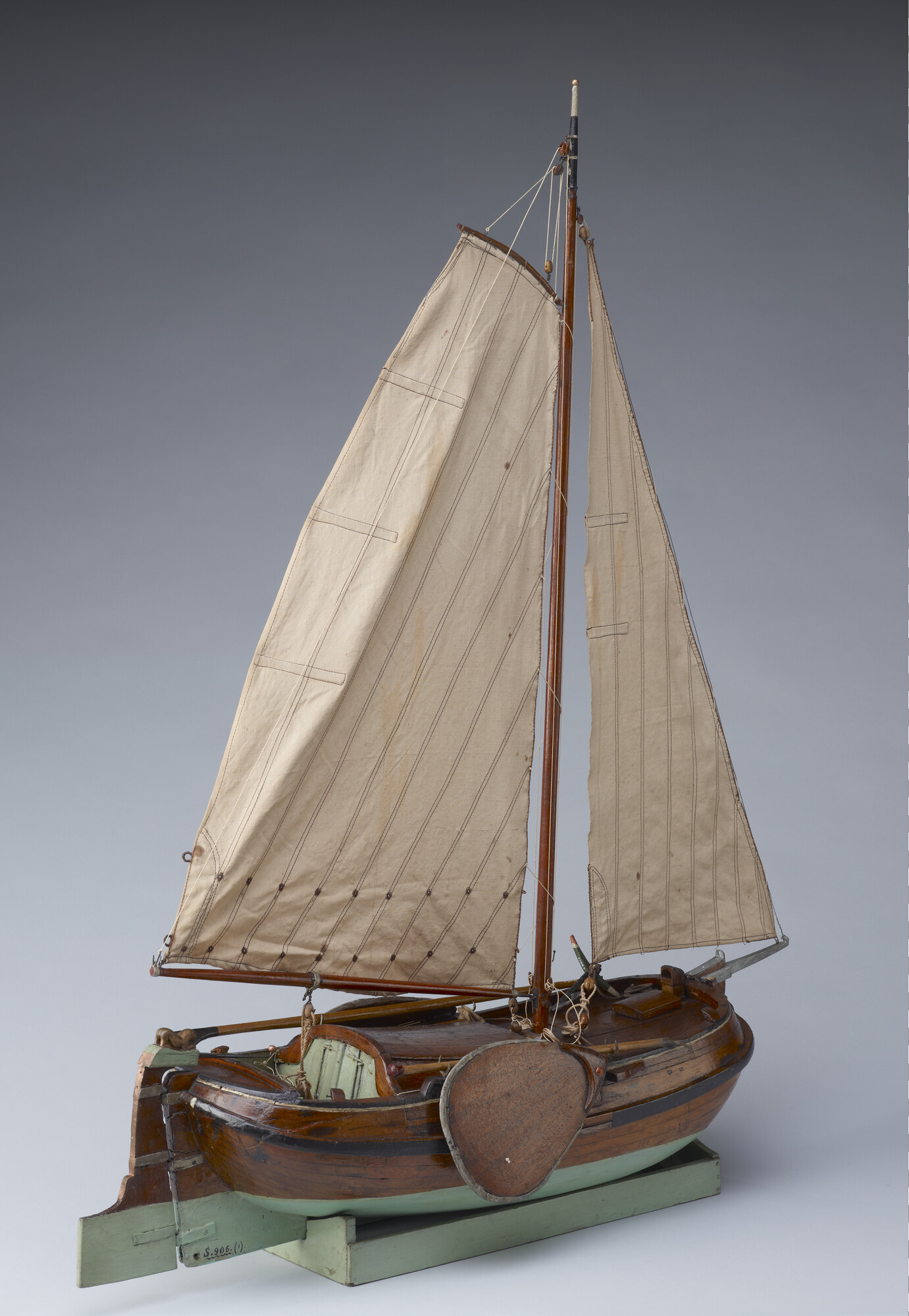 S.0906(01); Model van een Friese boeier; scheepsmodel