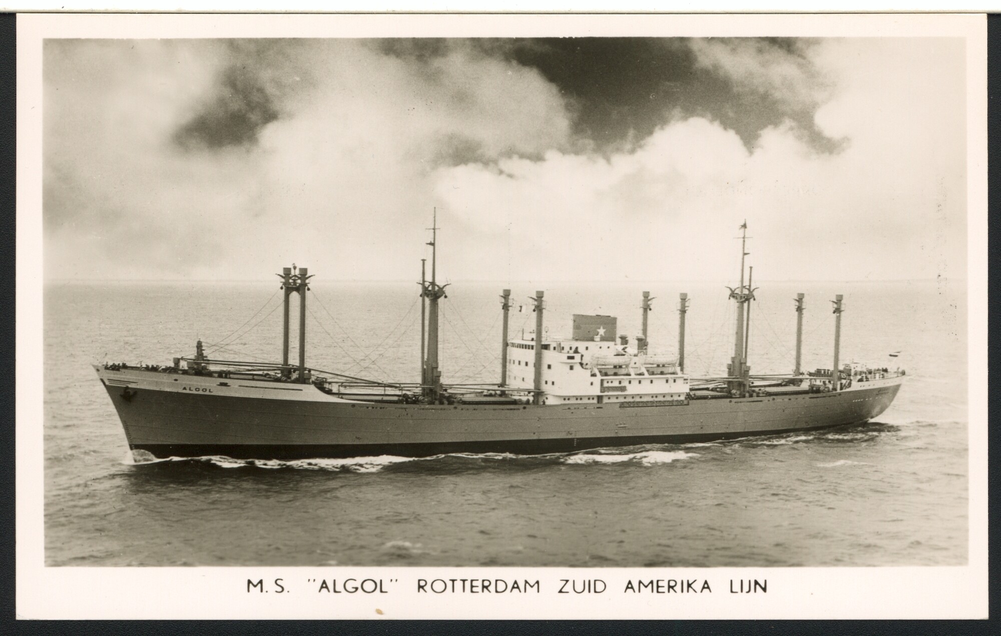 1993.3805; Het vrachtschip ms. Algol van de Rotterdam Zuid-Amerika Lijn; prentbriefkaart