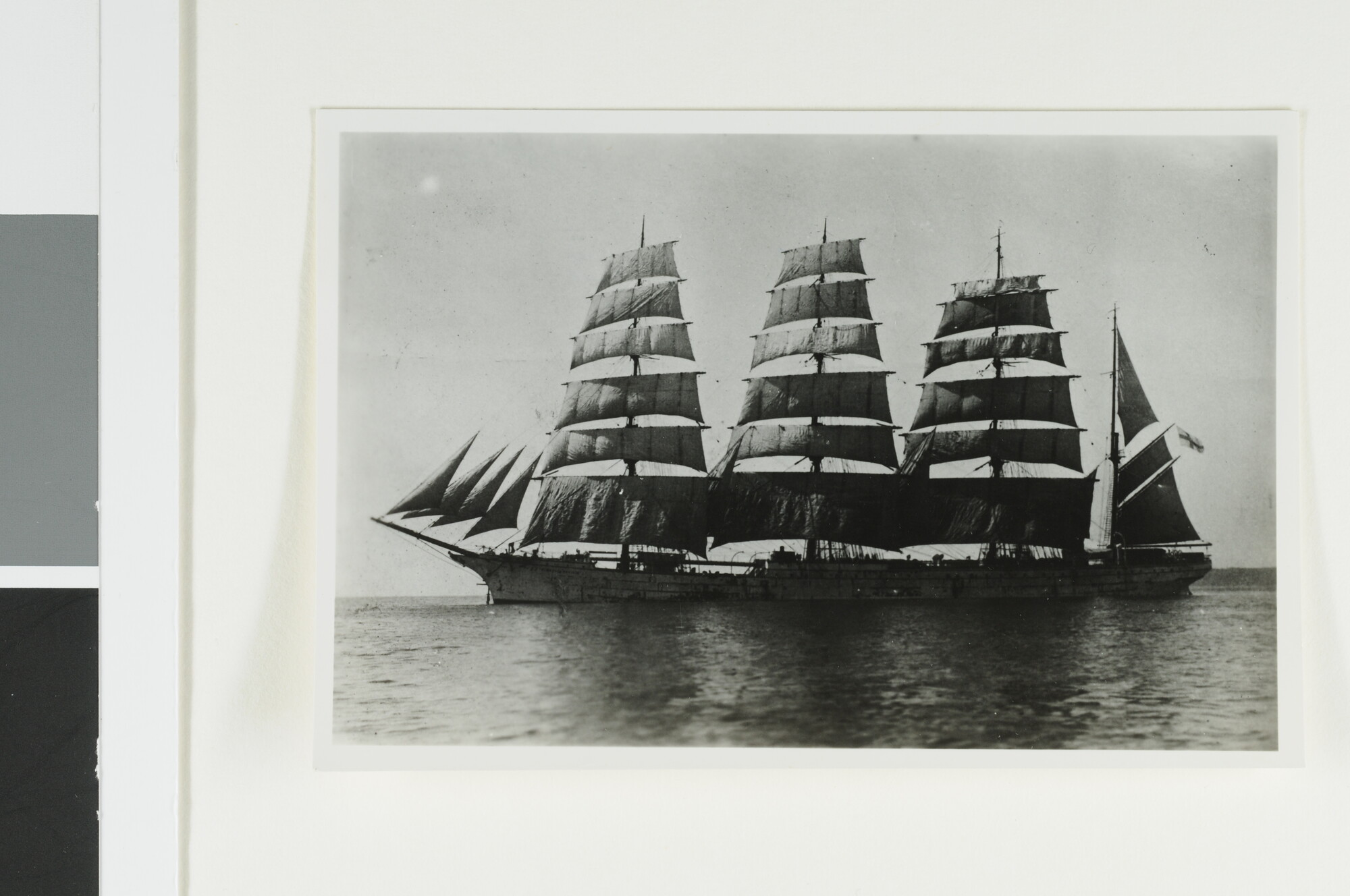 S.4380(04)656; De Finse 4-mast bark 'Herzogin Cecilie' [voormalig Norddeutscher Lloyd]; fotoreportage