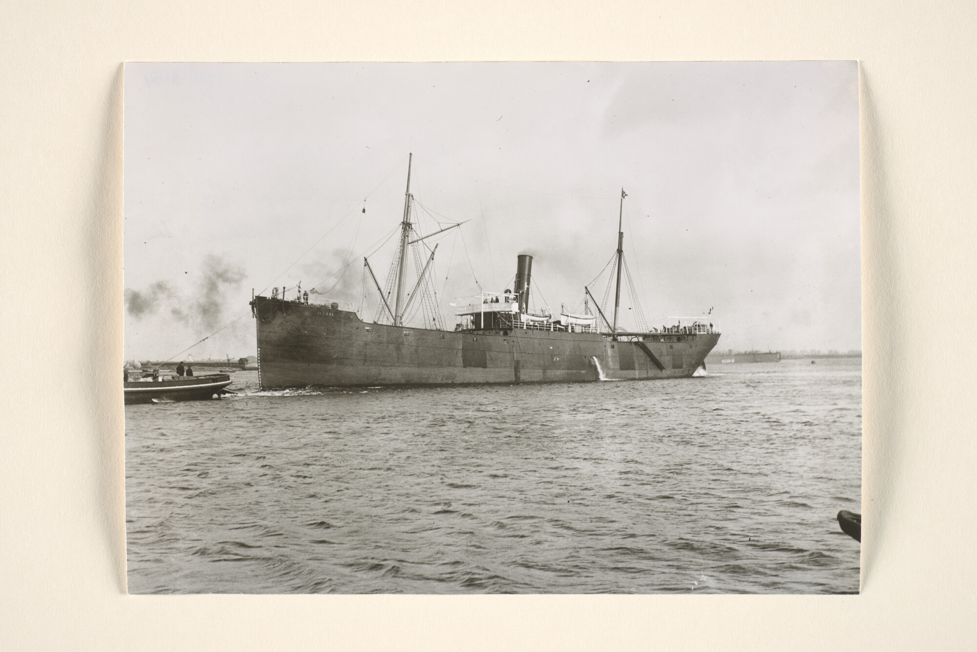 1996.3154; Het vrachtschip ms. Jeanne (ex- Olof Reinhold [...]; foto