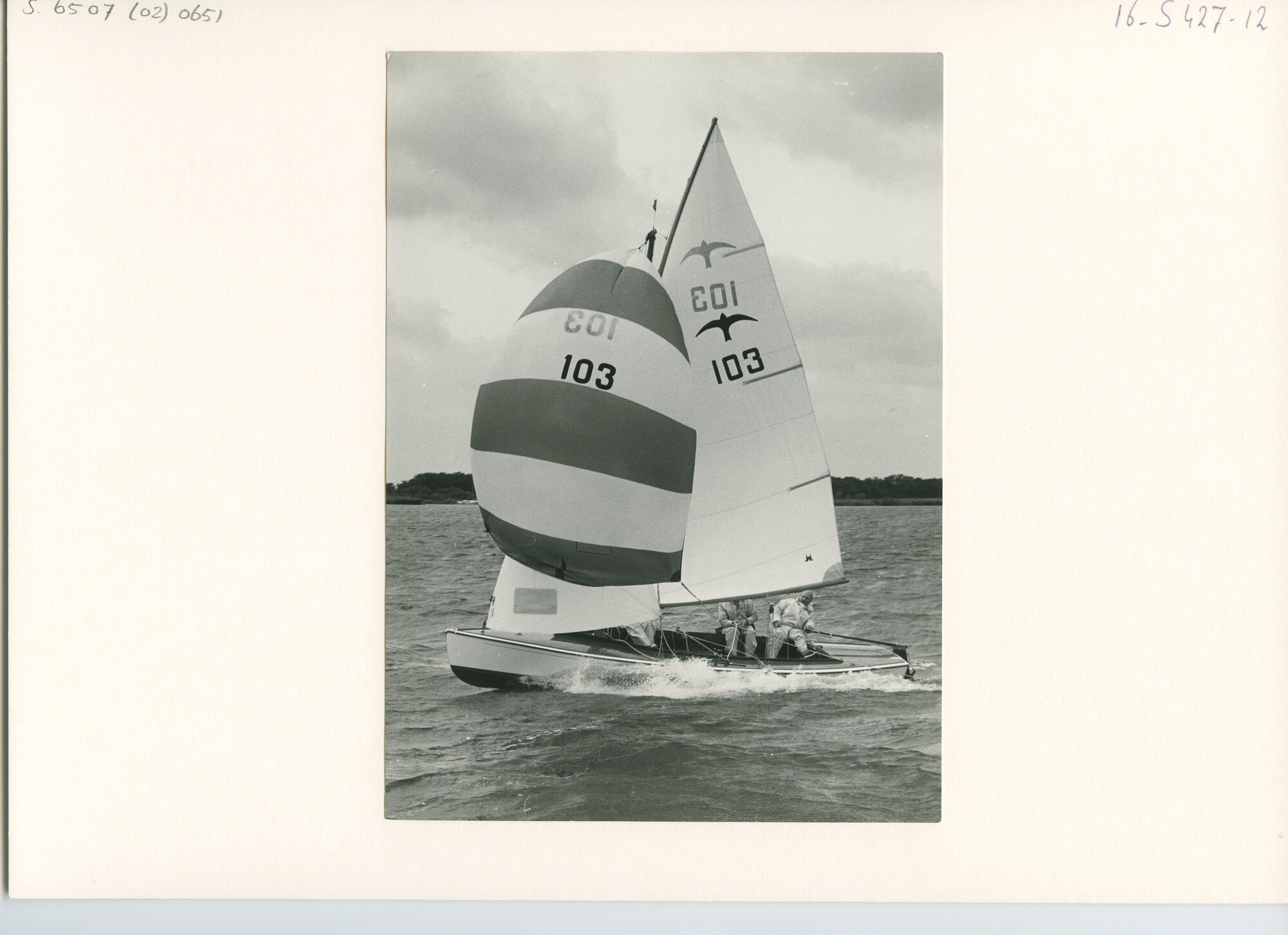 S.6507(02)0651.05; Zwart-wit foto van de Braassemweek 1965: de Valkenklasse; foto