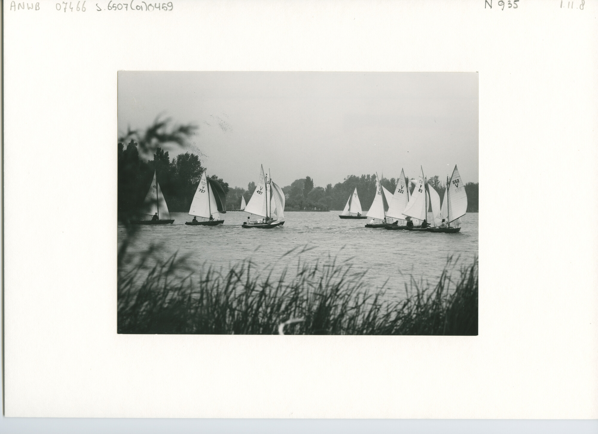 S.6507(01)0459; Foto van de Vrijheidsklasse voor de wind op de Hillegersbergse Plas; foto