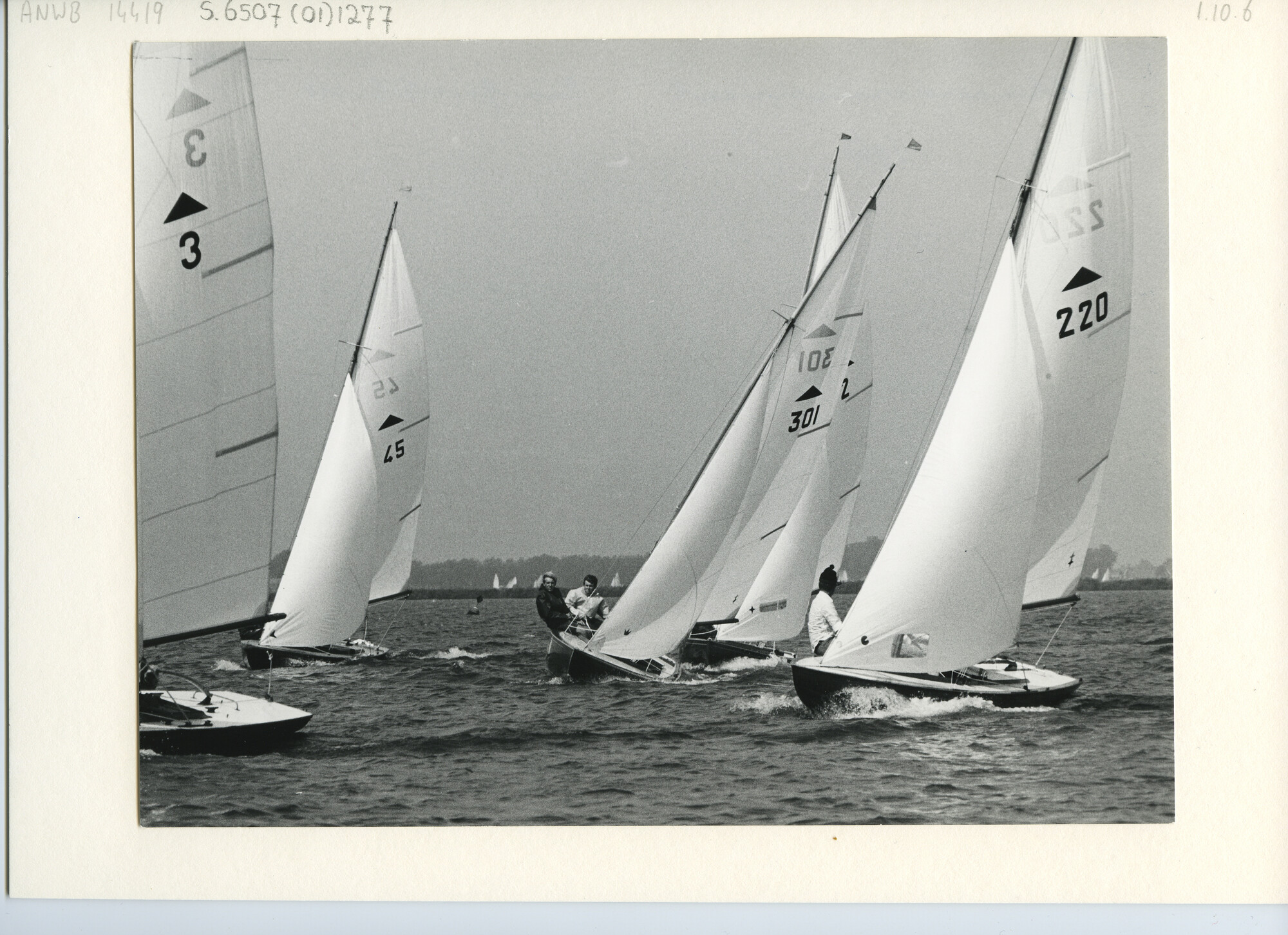 S.6507(01)1277; Foto van de pampusklasse tijdens Alkmaardermeerweek, 1967; foto