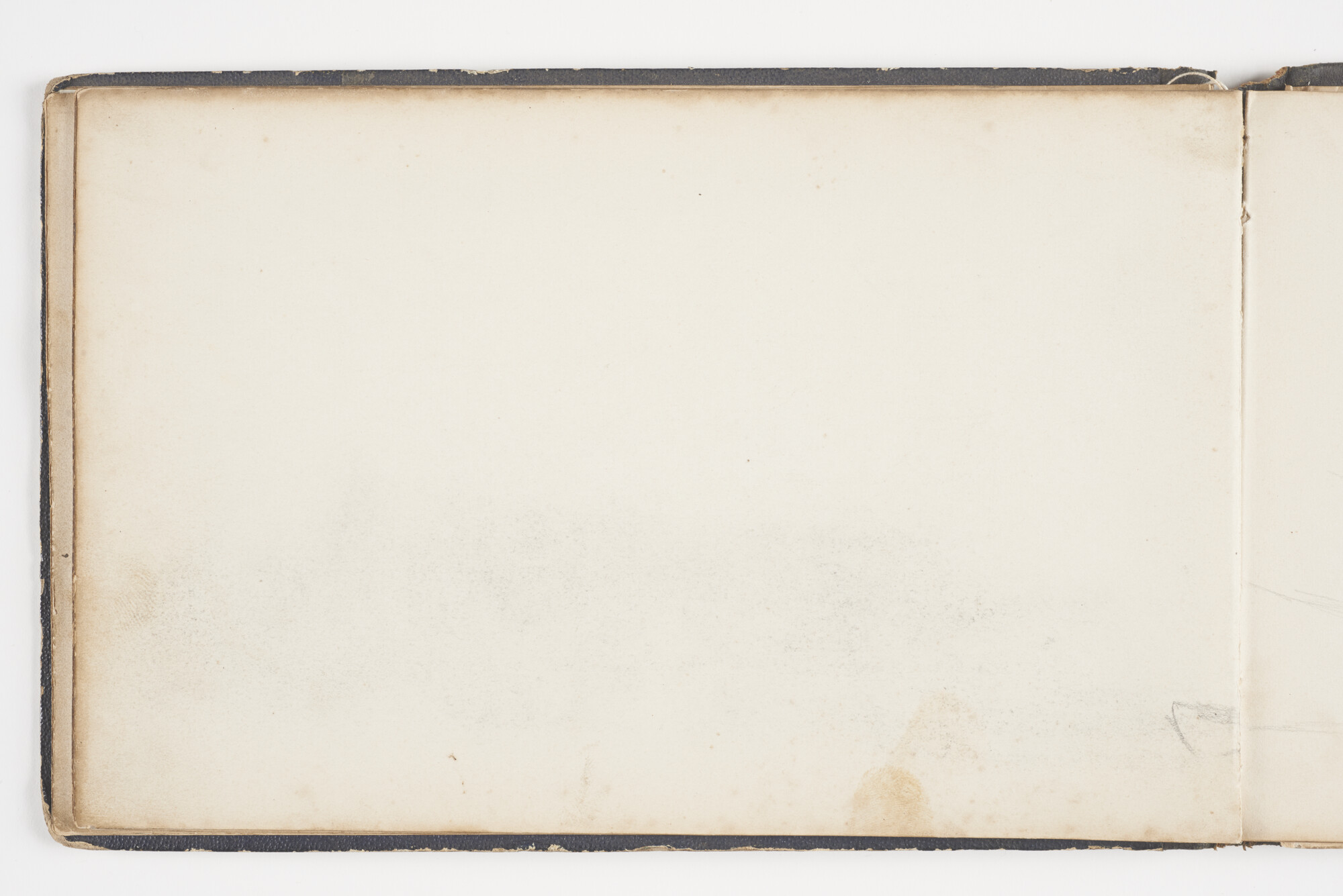 A.2019(01); Schetsboek met studies van binnenvaartschepen en zeeschepen; schetsboek