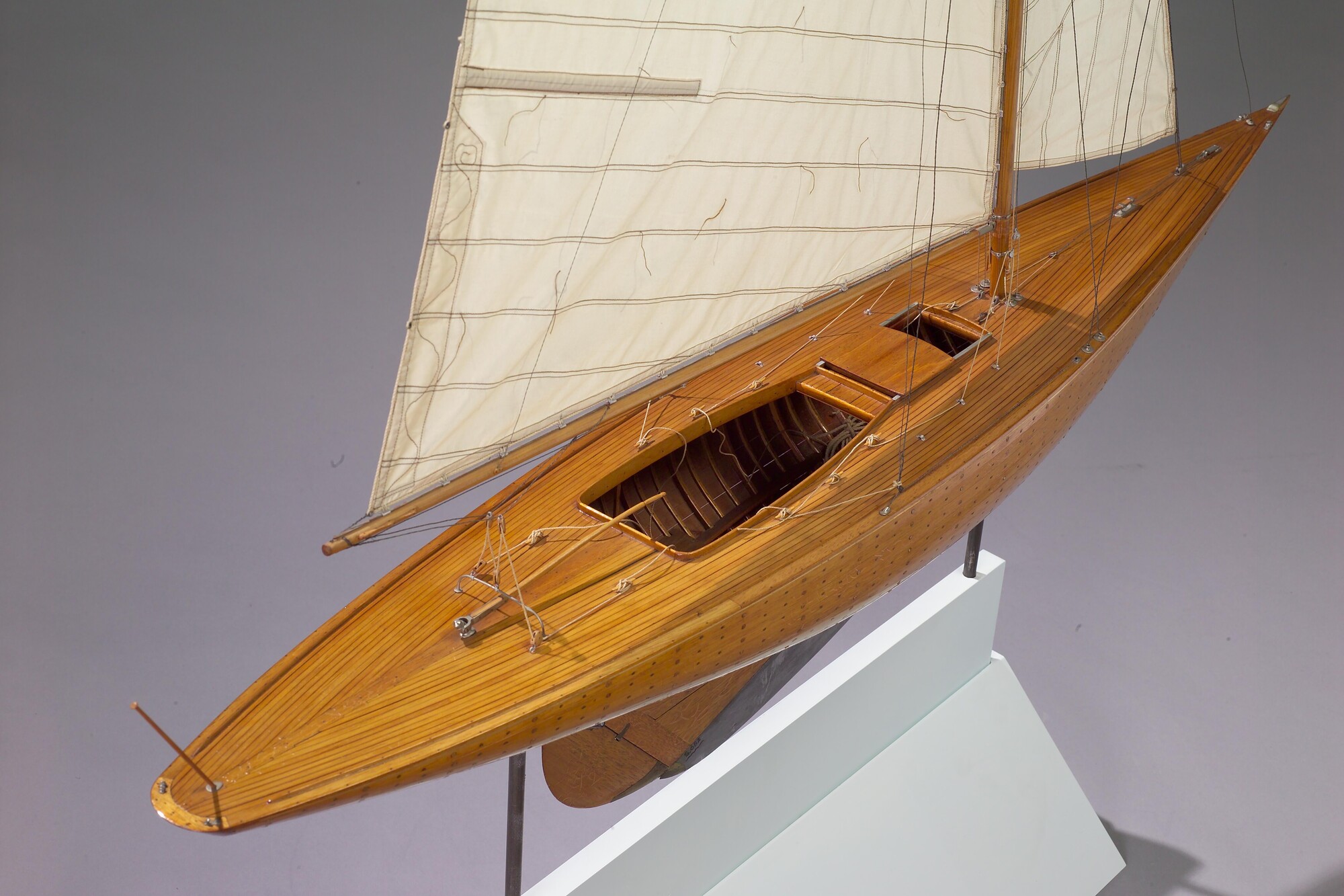 S.0682; Model van het 6-meter jacht Admiraal de Ruijter; scheepsmodel