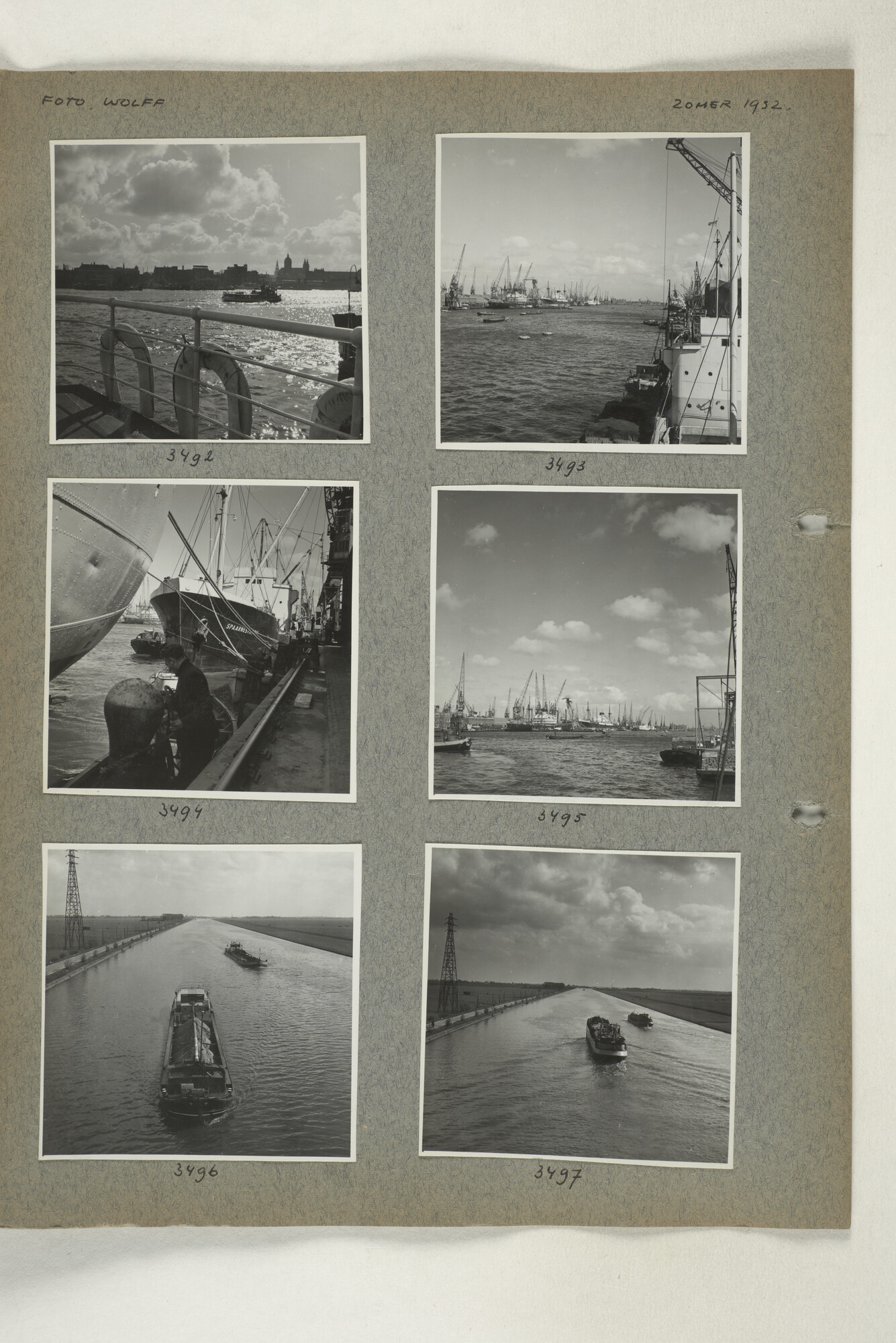 1998.2182; Omslag (voorheen ordner) met een grote hoeveelheid proef foto's van de haven en de stad van Amsterdam; omslag