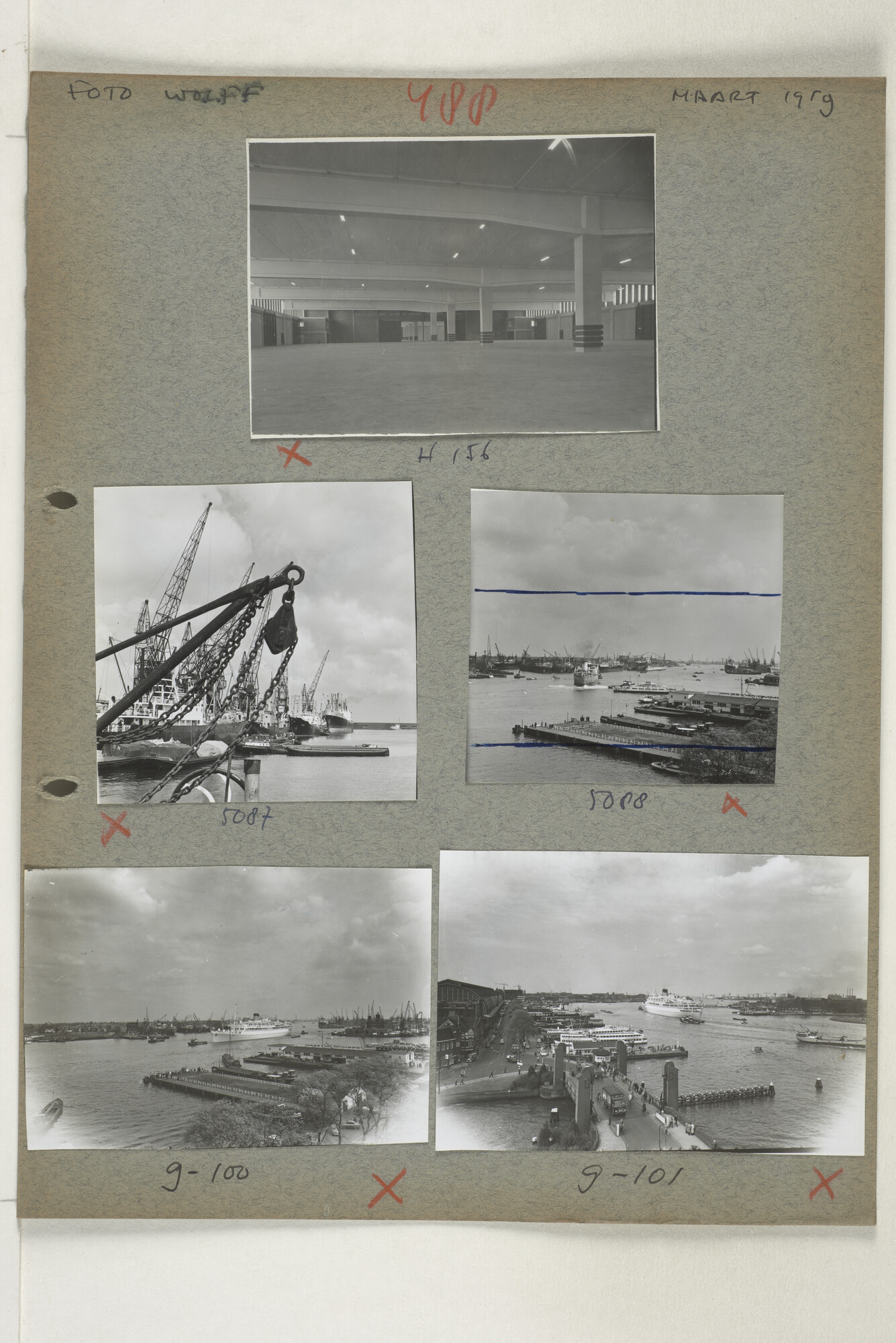 1998.2183; Omslag (voorheen ordner) met een grote hoeveelheid proef foto's van de haven en de stad van Amsterdam; omslag