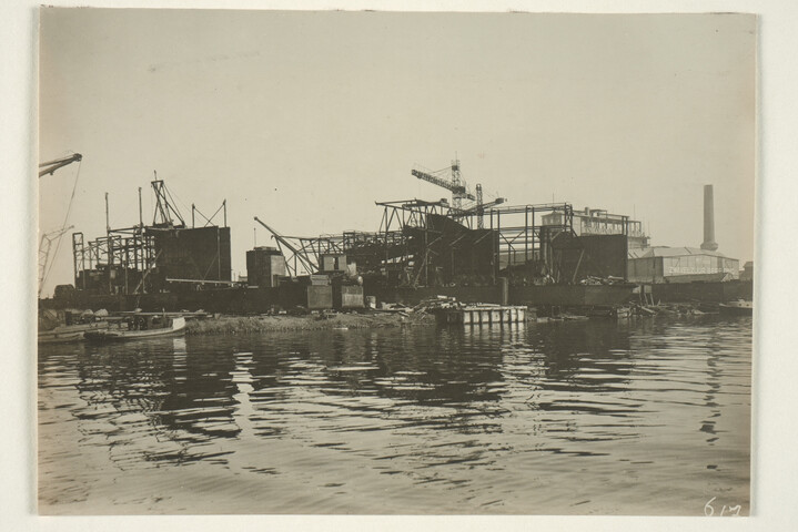 2000.3542; De scheepswerf van Verschure & Co; foto