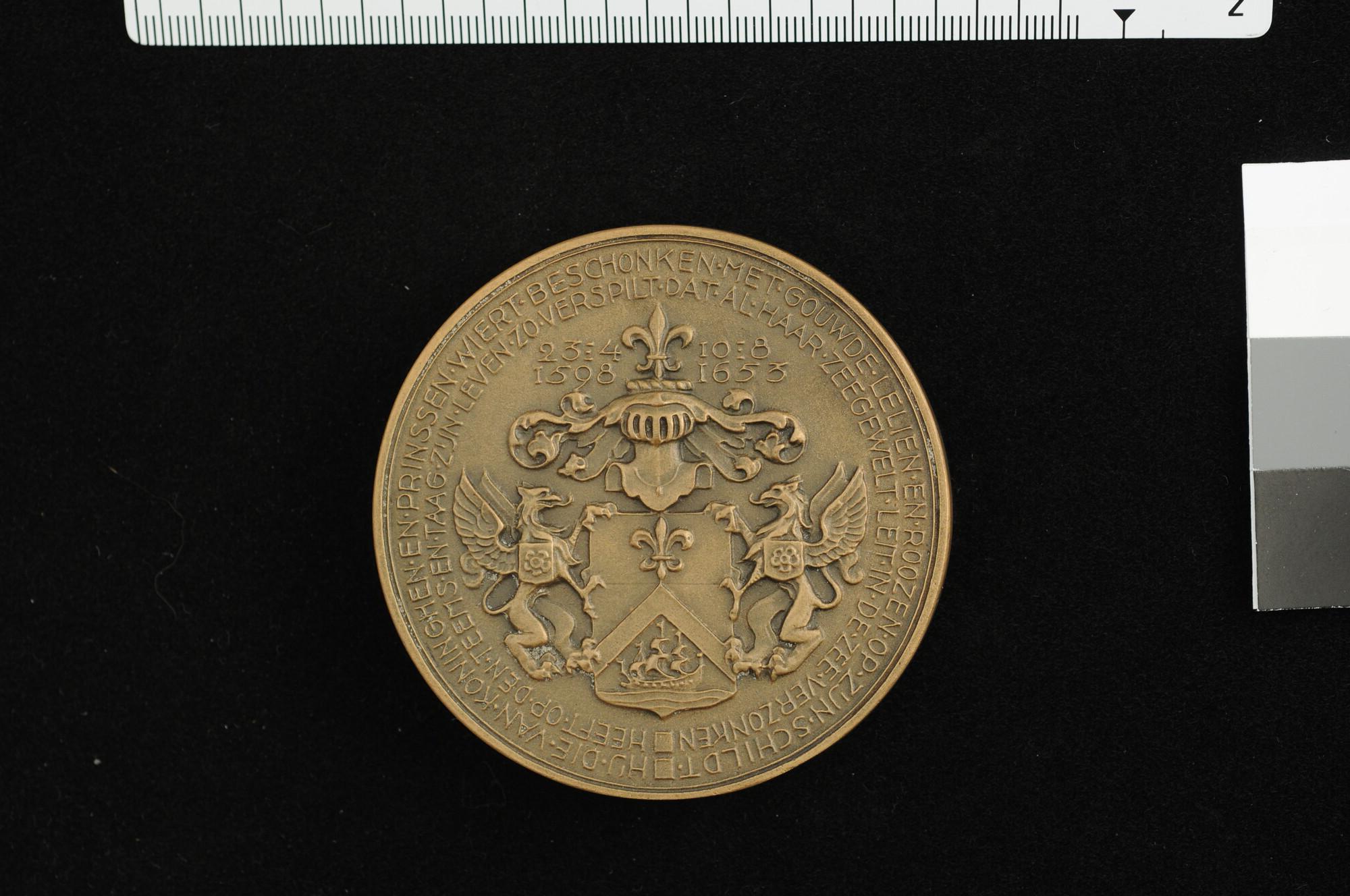 S.1696(03); Bronzen penning met portret van Maarten Harpertsz. Tromp, 1938; penning
