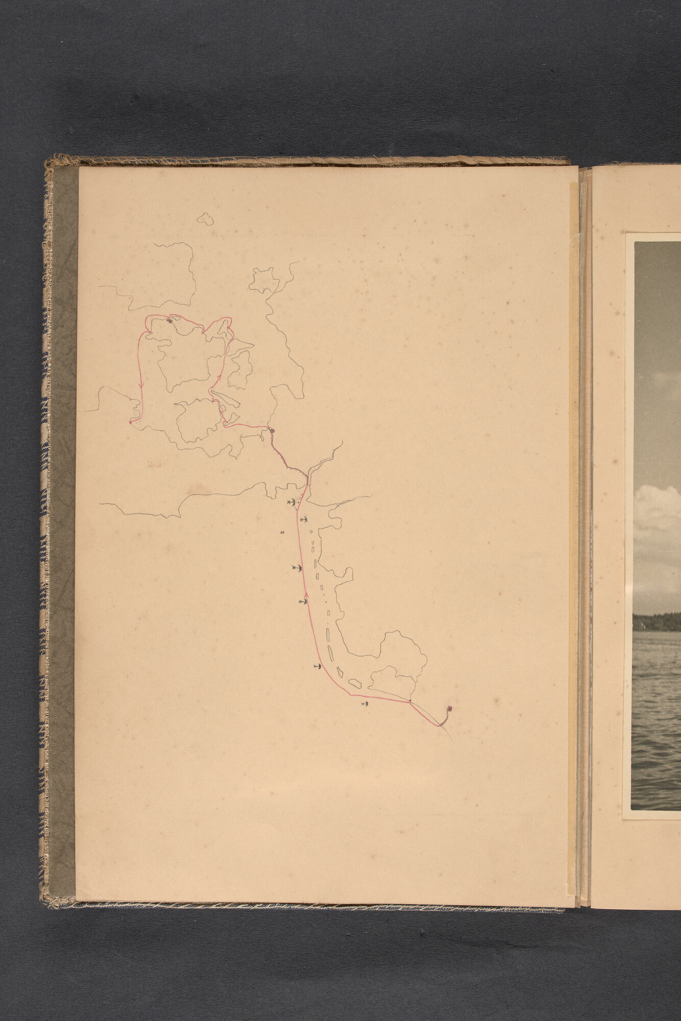 2017.0789; Logboek c.q. fotoalbum van een reis met zeilkotter Bellatrix naar Denemarken, 1937; logboek