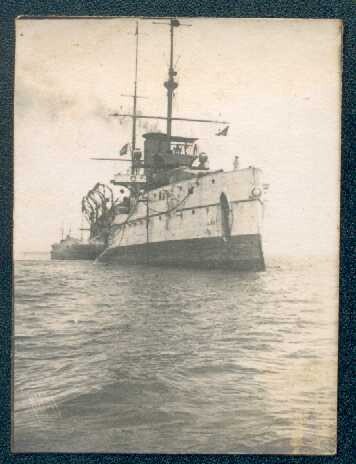 2001.1160; Op het rif Poelo Dapoer; foto