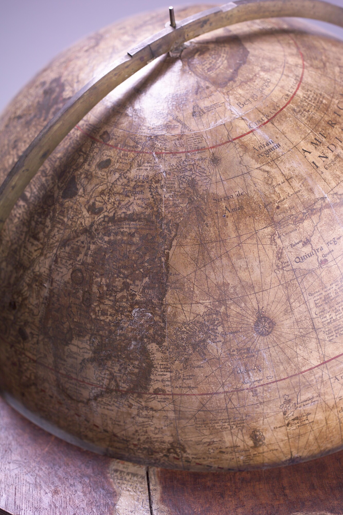 A.1140; Aardglobe van 52,5 cm doorsnede door Jacob Floris van Langren, 1589; globe