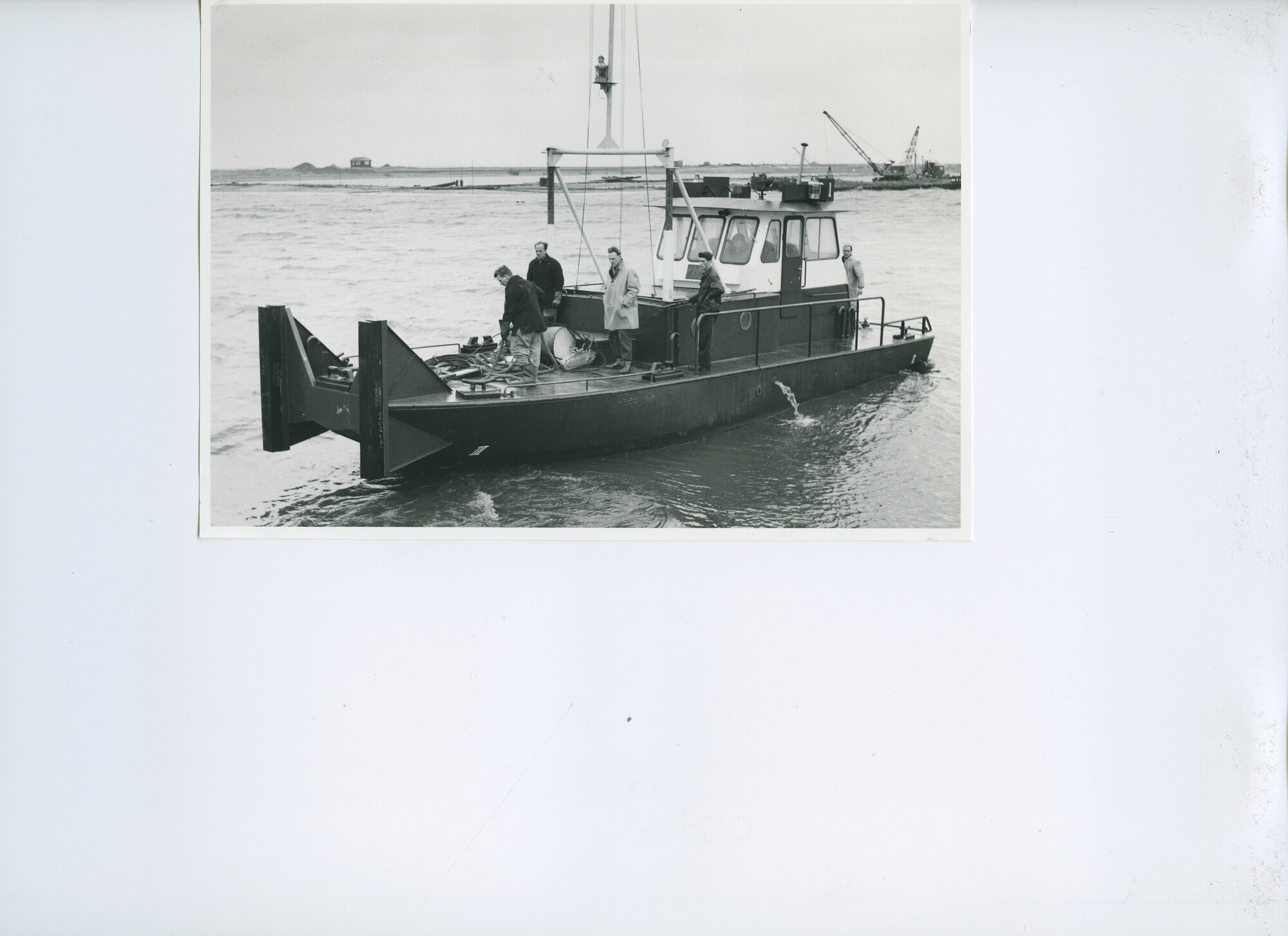 S.5621(01)0512; Foto van duwboot "PB-I"; foto