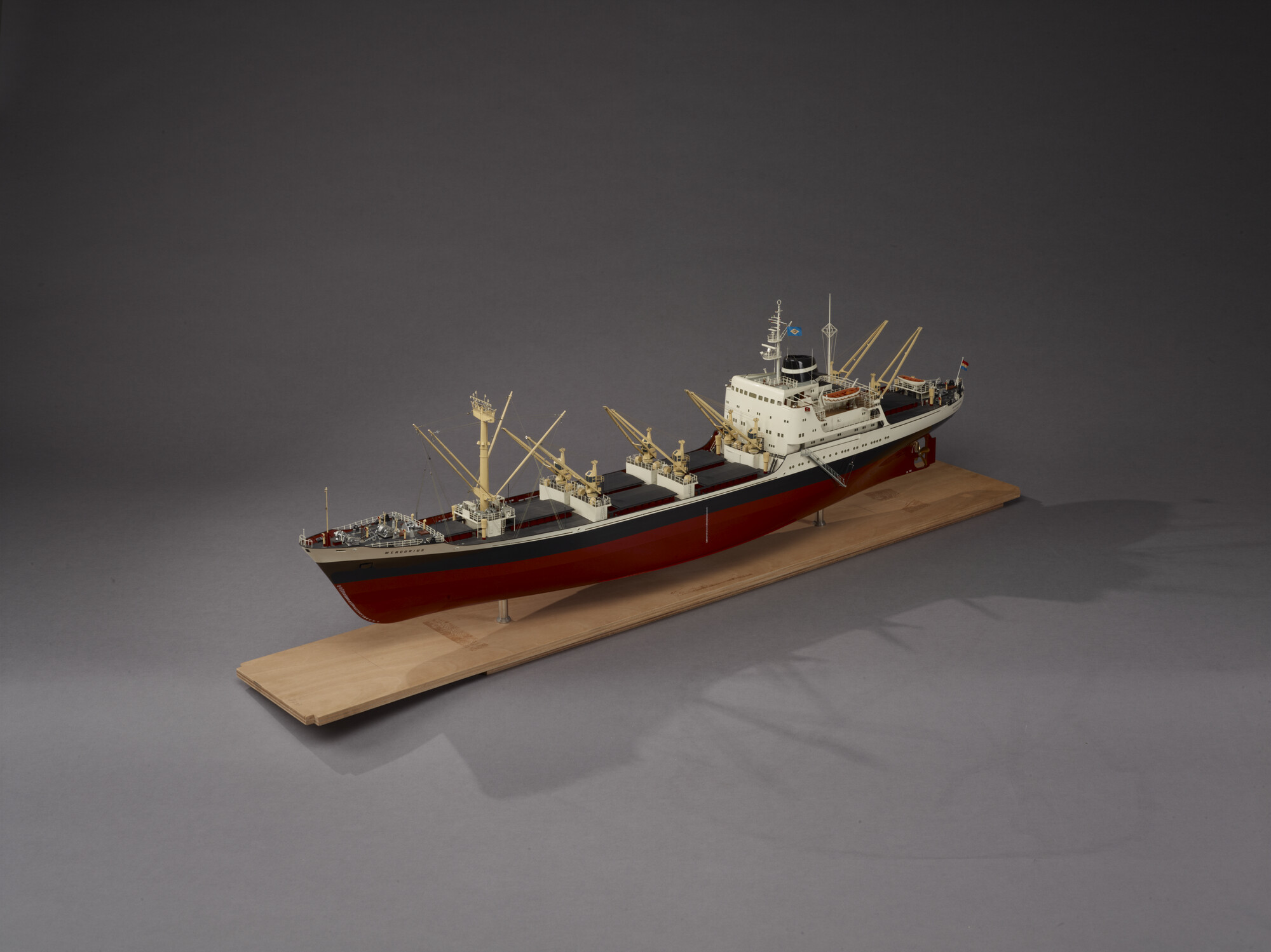 B.0297; Model van het ms. Mercurius; scheepsmodel