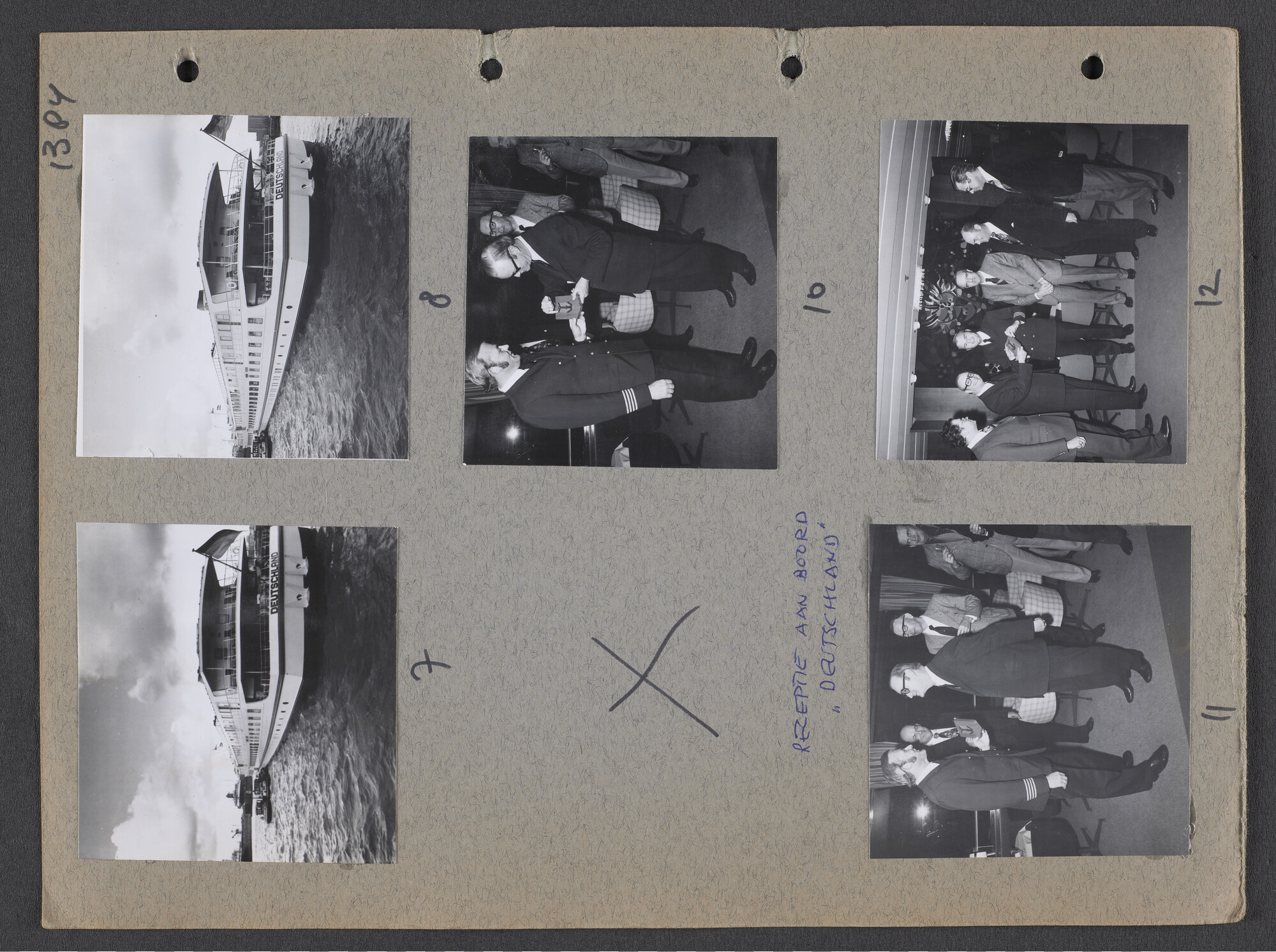 S.9102(35); Multomap met foto's door Ben Burgers, samengesteld door de Vereniging De Amsterdamsche Haven; foto